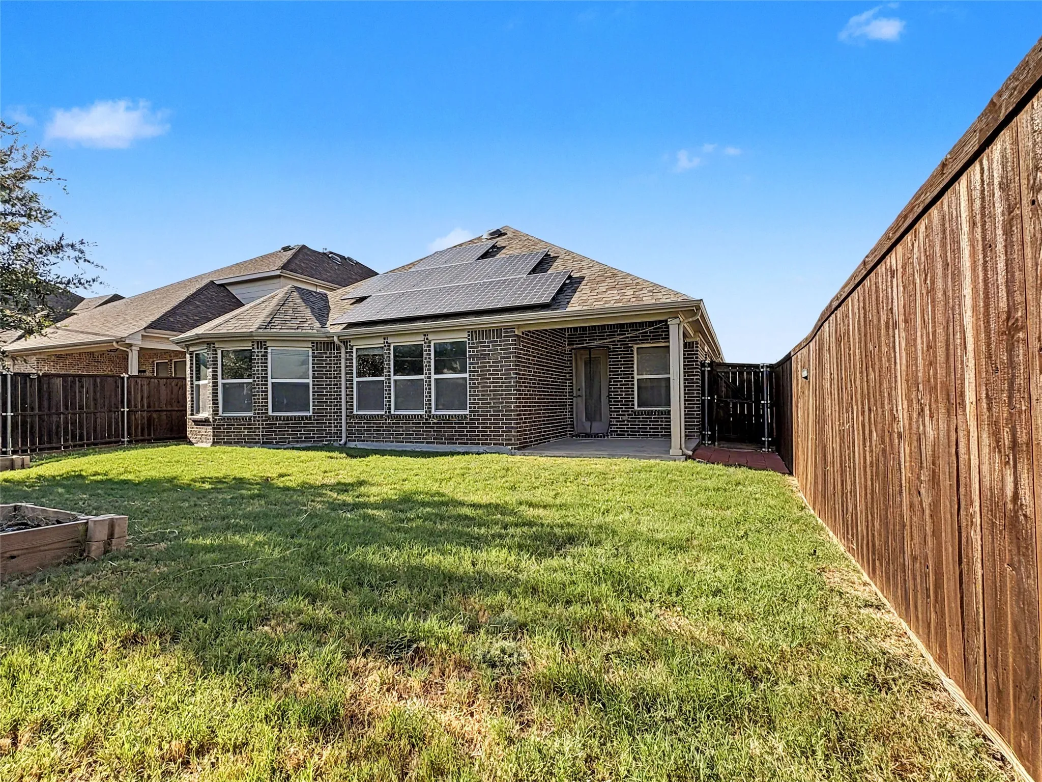 Single Family Residence For Rent in Denton County , 2348 Candler Club Way, Little Elm, Texas 75068, 4 Bedroom, 2 Bathroom, 2 Garage spaces, 2,171 Sqft, built in 2016, mls#21355810, Real Estate Agent in Little Elm, Homes For Rent in Denton county, Homes For Rent in Little Elm, Realtor in Little Elm Texas, Real Estate Brokerage Independent Realty Texas, Luminita Cordes Realtor