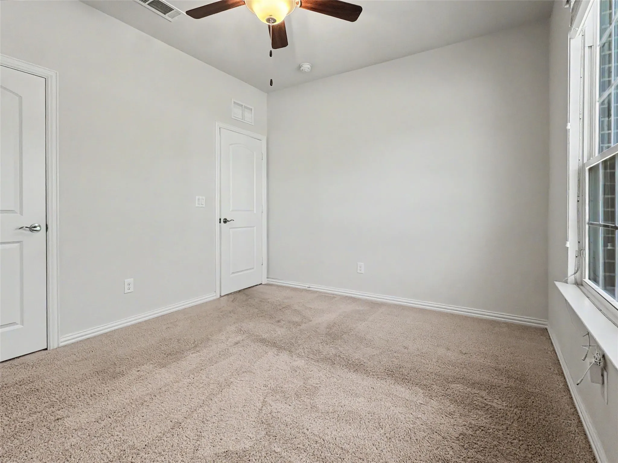 Single Family Residence For Rent in Denton County , 2348 Candler Club Way, Little Elm, Texas 75068, 4 Bedroom, 2 Bathroom, 2 Garage spaces, 2,171 Sqft, built in 2016, mls#21355810, Real Estate Agent in Little Elm, Homes For Rent in Denton county, Homes For Rent in Little Elm, Realtor in Little Elm Texas, Real Estate Brokerage Independent Realty Texas, Luminita Cordes Realtor