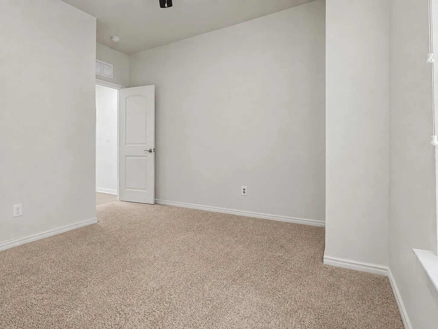 Single Family Residence For Rent in Denton County , 2348 Candler Club Way, Little Elm, Texas 75068, 4 Bedroom, 2 Bathroom, 2 Garage spaces, 2,171 Sqft, built in 2016, mls#21355810, Real Estate Agent in Little Elm, Homes For Rent in Denton county, Homes For Rent in Little Elm, Realtor in Little Elm Texas, Real Estate Brokerage Independent Realty Texas, Luminita Cordes Realtor