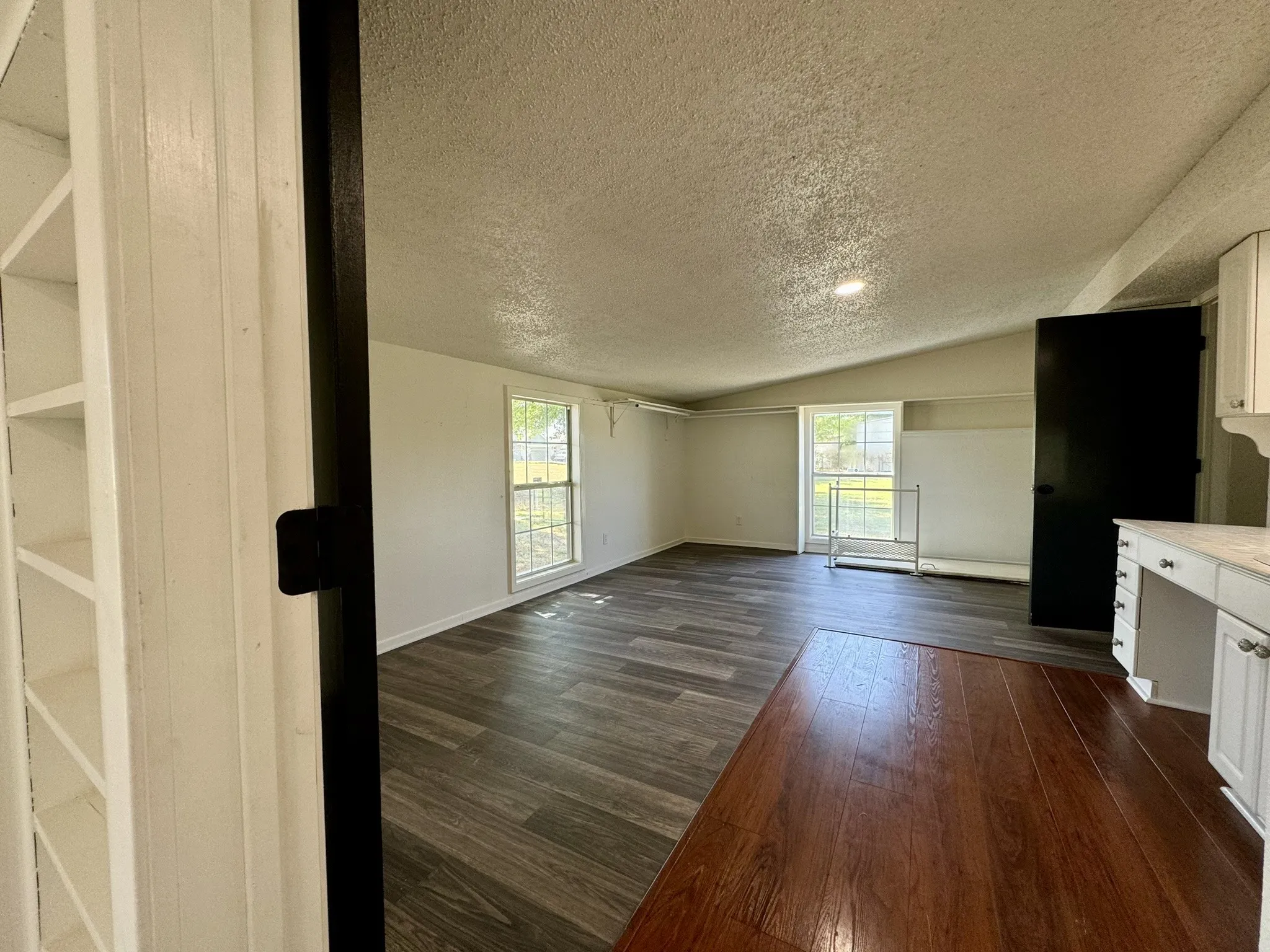 Business For Rent in Parker County , 924 N Main Street, Springtown, Texas 76082, 0, 0, Garage spaces, 0 Sqft, built in 1968, Price $2,400, mls#21355816, Real Estate Agent in Springtown, Homes For Rent in Parker county, Homes For Rent in Springtown, Realtor in Springtown Texas, Real Estate Brokerage Independent Realty Texas, Luminita Cordes Realtor