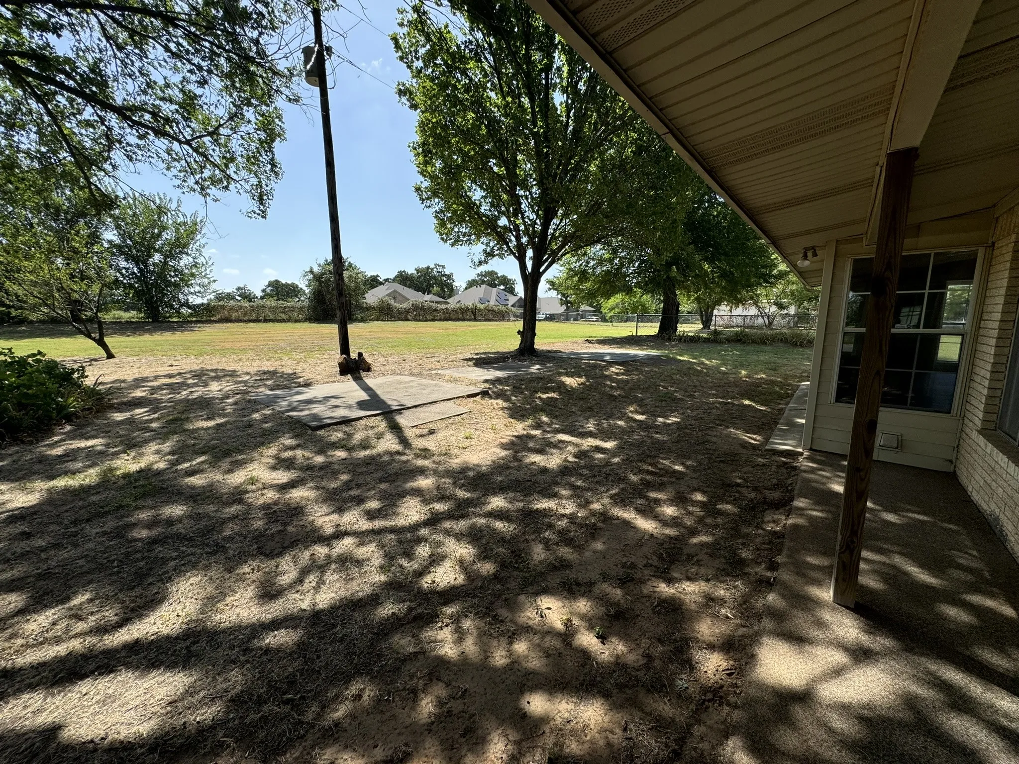 Business For Rent in Parker County , 924 N Main Street, Springtown, Texas 76082, 0, 0, Garage spaces, 0 Sqft, built in 1968, Price $2,400, mls#21355816, Real Estate Agent in Springtown, Homes For Rent in Parker county, Homes For Rent in Springtown, Realtor in Springtown Texas, Real Estate Brokerage Independent Realty Texas, Luminita Cordes Realtor