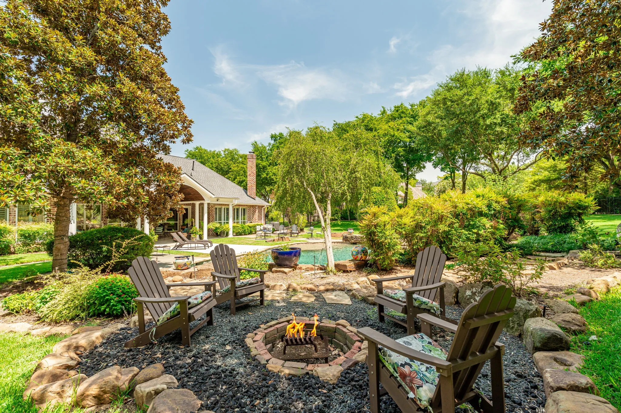 Single Family Residence For Sale in Collin County , 600 Oakmont Court, Fairview, Texas 75069, 5 Bedroom, 5 Bathroom, 3 Garage spaces, 3,811 Sqft, built in 1998, mls#21352627, Real Estate Agent in Fairview, Homes For Sale in Collin county, Homes For Sale in Fairview, Realtor in Fairview Texas, Real Estate Brokerage Independent Realty Texas, Luminita Cordes Realtor