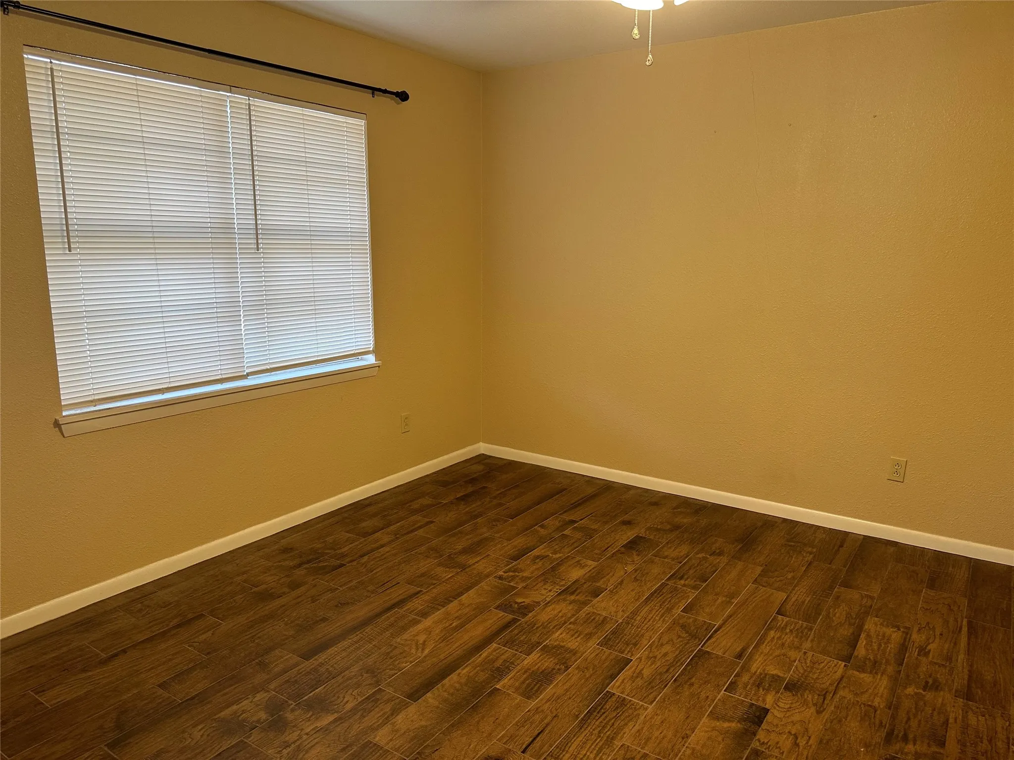 Single Family Residence For Rent in Taylor County , 2518 S 38th Street, Abilene, Texas 79605, 3 Bedroom, 2 Bathroom, 2 Garage spaces, 1,507 Sqft, built in 1965, mls#21355831, Real Estate Agent in Abilene, Homes For Rent in Taylor county, Homes For Rent in Abilene, Realtor in Abilene Texas, Real Estate Brokerage Independent Realty Texas, Luminita Cordes Realtor