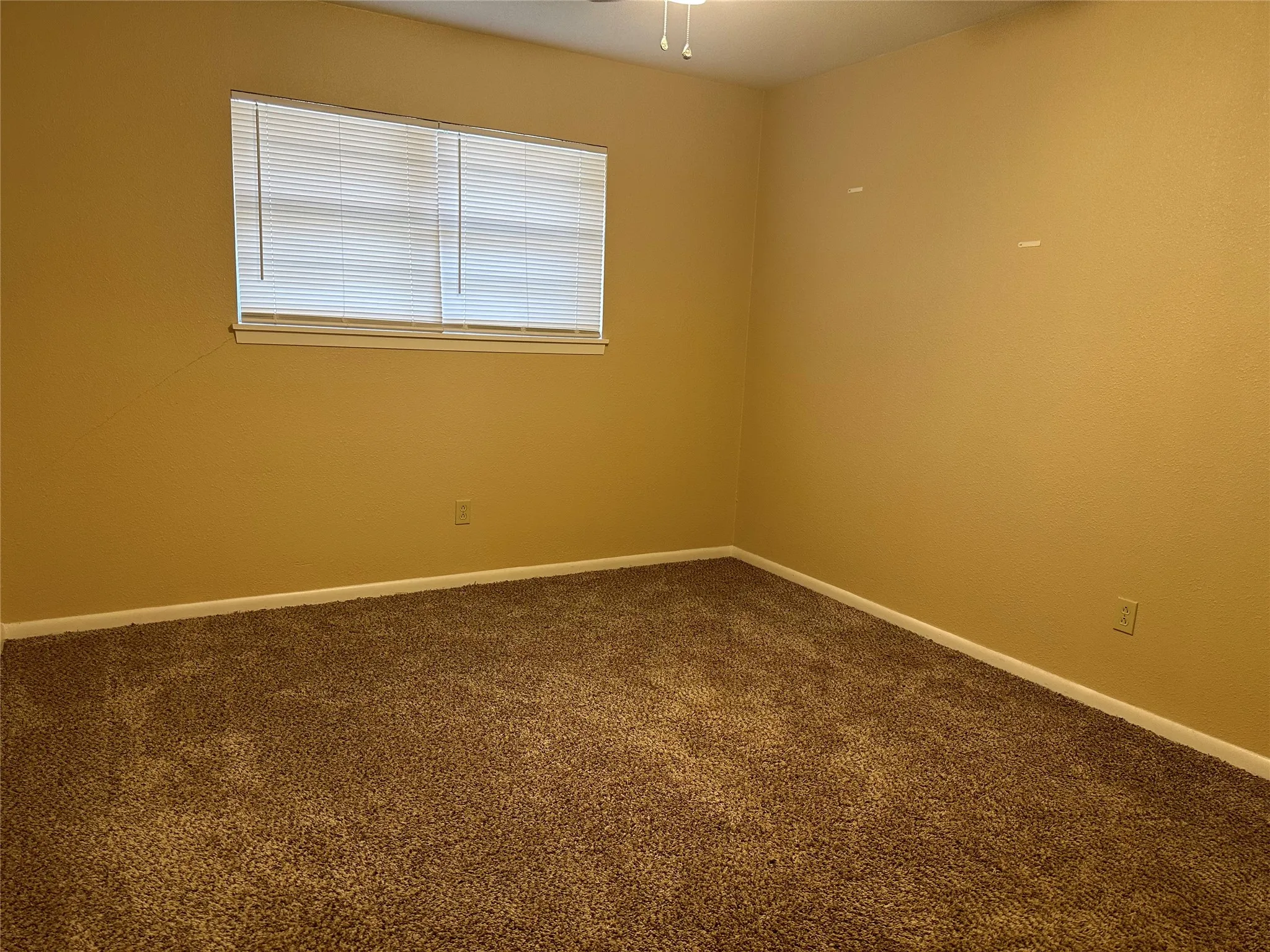 Single Family Residence For Rent in Taylor County , 2518 S 38th Street, Abilene, Texas 79605, 3 Bedroom, 2 Bathroom, 2 Garage spaces, 1,507 Sqft, built in 1965, mls#21355831, Real Estate Agent in Abilene, Homes For Rent in Taylor county, Homes For Rent in Abilene, Realtor in Abilene Texas, Real Estate Brokerage Independent Realty Texas, Luminita Cordes Realtor