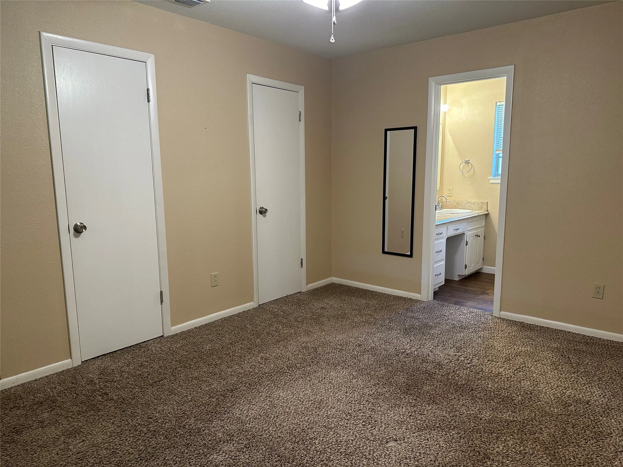 Single Family Residence For Rent in Taylor County , 2518 S 38th Street, Abilene, Texas 79605, 3 Bedroom, 2 Bathroom, 2 Garage spaces, 1,507 Sqft, built in 1965, mls#21355831, Real Estate Agent in Abilene, Homes For Rent in Taylor county, Homes For Rent in Abilene, Realtor in Abilene Texas, Real Estate Brokerage Independent Realty Texas, Luminita Cordes Realtor