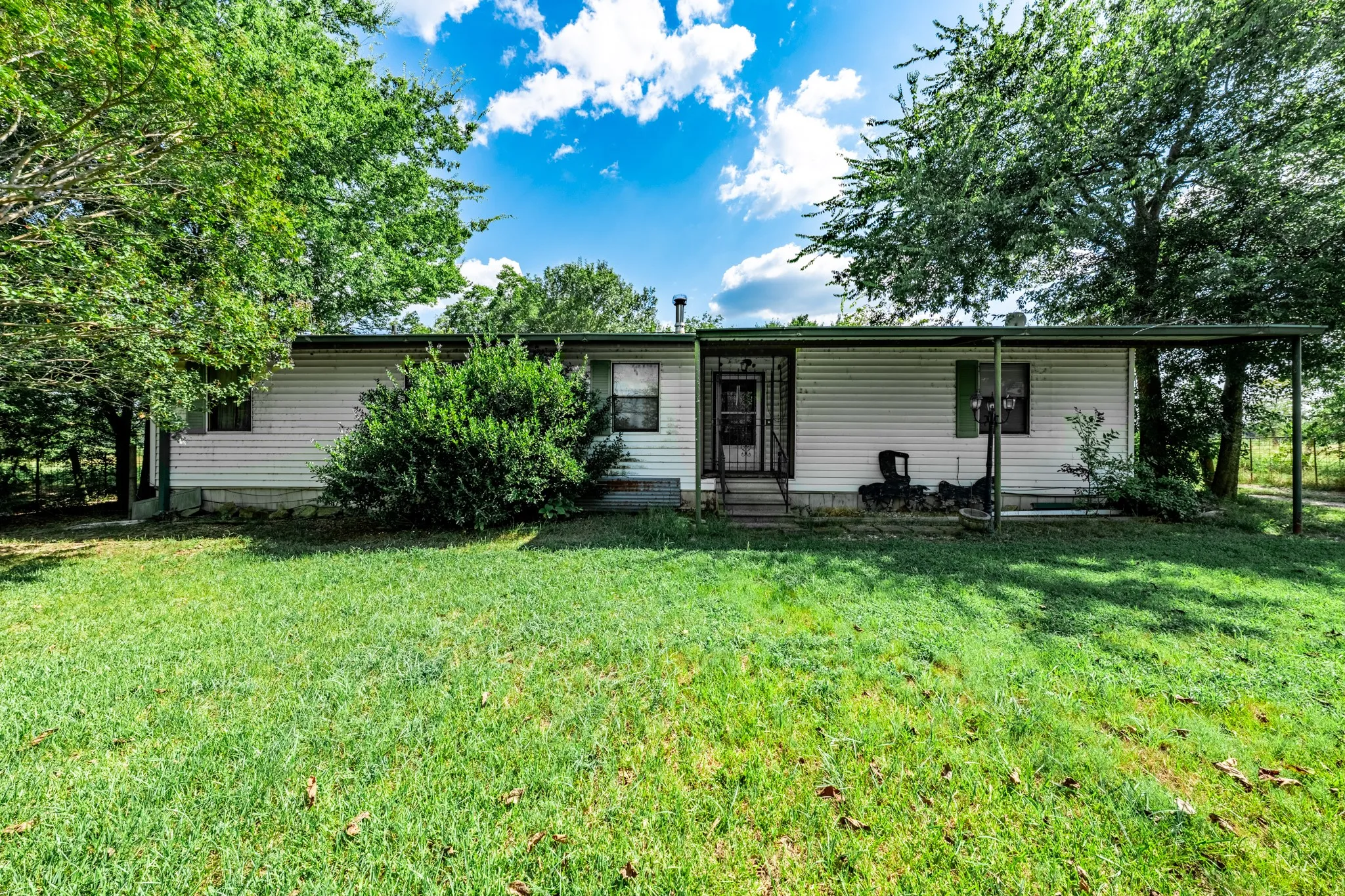 Improved Land For Sale in Hopkins County , 7801 W Interstate Highway 30, Cumby, Texas 75433, 0, 0, Garage spaces, 0 Sqft, built in 1977, Price $999,900, mls#21355839, Real Estate Agent in Cumby, Homes For Sale in Hopkins county, Homes For Sale in Cumby, Realtor in Cumby Texas, Real Estate Brokerage Independent Realty Texas, Luminita Cordes Realtor