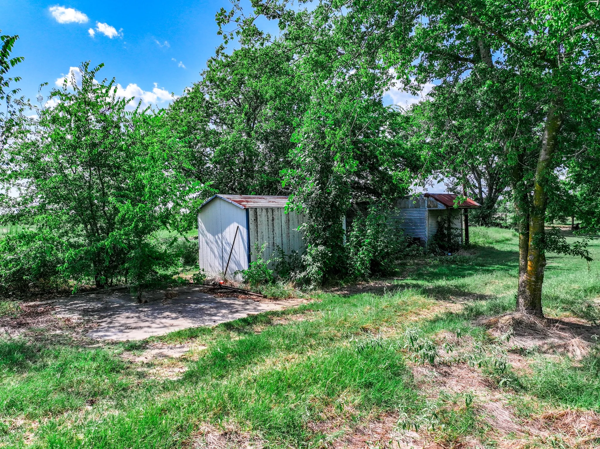 Improved Land For Sale in Hopkins County , 7801 W Interstate Highway 30, Cumby, Texas 75433, 0, 0, Garage spaces, 0 Sqft, built in 1977, Price $999,900, mls#21355839, Real Estate Agent in Cumby, Homes For Sale in Hopkins county, Homes For Sale in Cumby, Realtor in Cumby Texas, Real Estate Brokerage Independent Realty Texas, Luminita Cordes Realtor