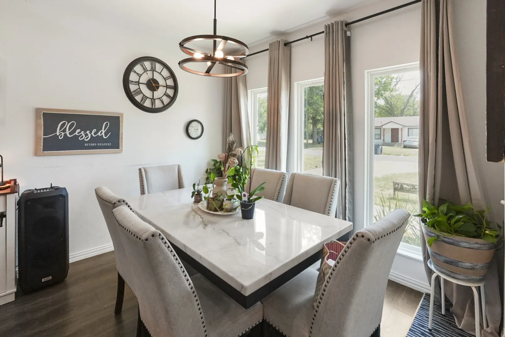 Single Family Residence For Sale in Navarro County , 110 E COLLEGE Avenue, Corsicana, Texas 75110, 3 Bedroom, 2 Bathroom, Garage spaces, 1,405 Sqft, built in 2023, mls#21355862, Real Estate Agent in Corsicana, Homes For Sale in Navarro county, Homes For Sale in Corsicana, Realtor in Corsicana Texas, Real Estate Brokerage Independent Realty Texas, Luminita Cordes Realtor