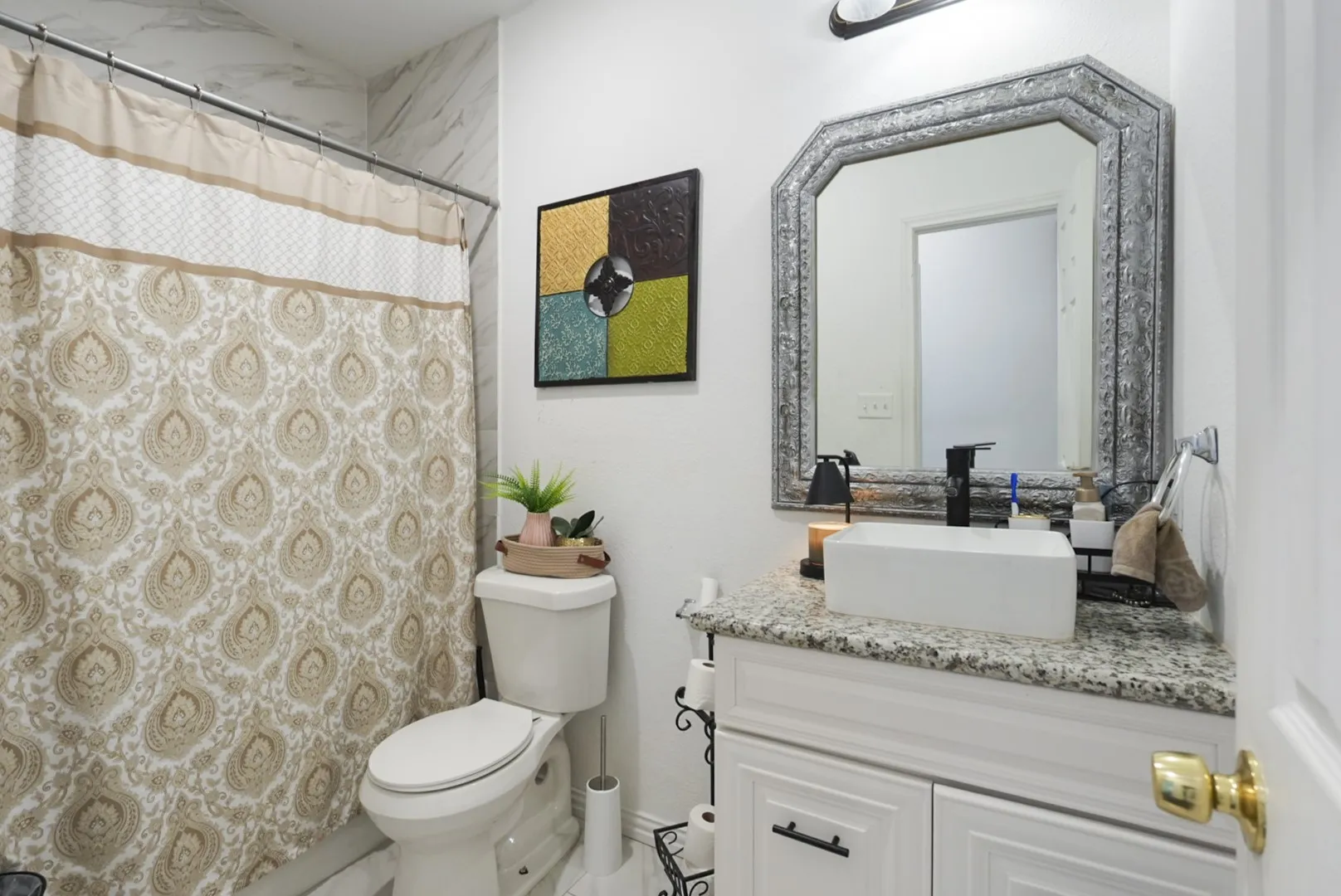 Single Family Residence For Sale in Navarro County , 110 E COLLEGE Avenue, Corsicana, Texas 75110, 3 Bedroom, 2 Bathroom, Garage spaces, 1,405 Sqft, built in 2023, mls#21355862, Real Estate Agent in Corsicana, Homes For Sale in Navarro county, Homes For Sale in Corsicana, Realtor in Corsicana Texas, Real Estate Brokerage Independent Realty Texas, Luminita Cordes Realtor