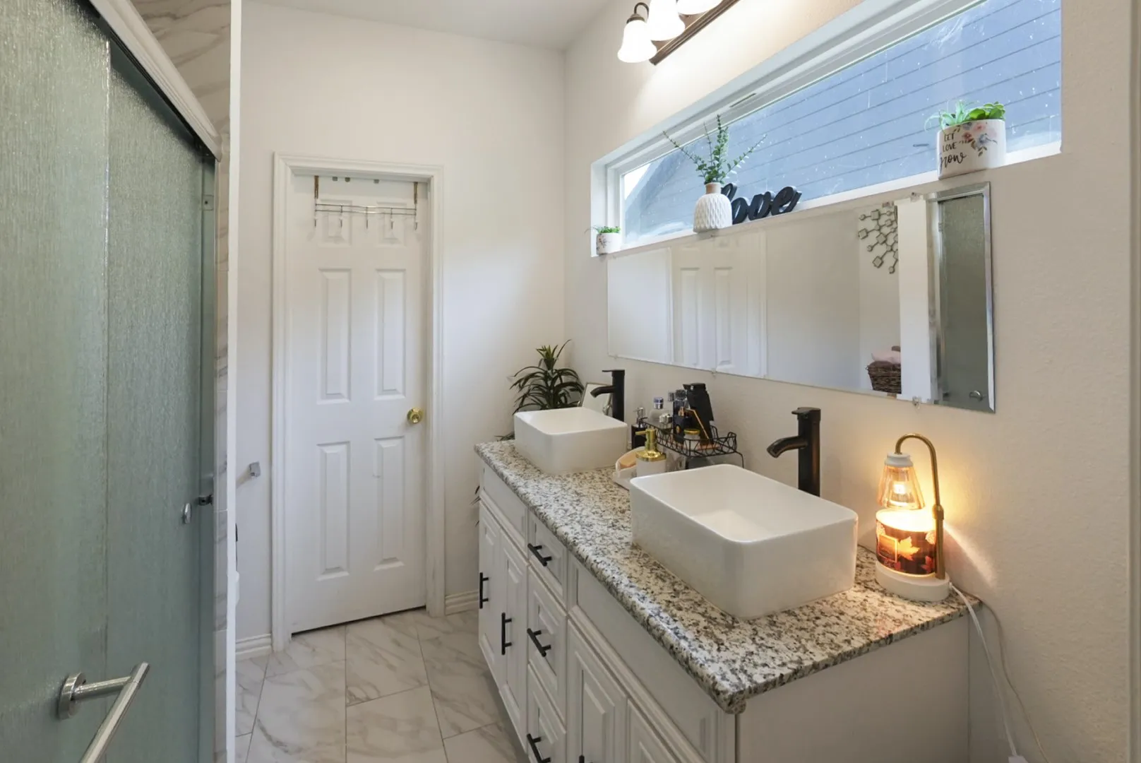 Single Family Residence For Sale in Navarro County , 110 E COLLEGE Avenue, Corsicana, Texas 75110, 3 Bedroom, 2 Bathroom, Garage spaces, 1,405 Sqft, built in 2023, mls#21355862, Real Estate Agent in Corsicana, Homes For Sale in Navarro county, Homes For Sale in Corsicana, Realtor in Corsicana Texas, Real Estate Brokerage Independent Realty Texas, Luminita Cordes Realtor