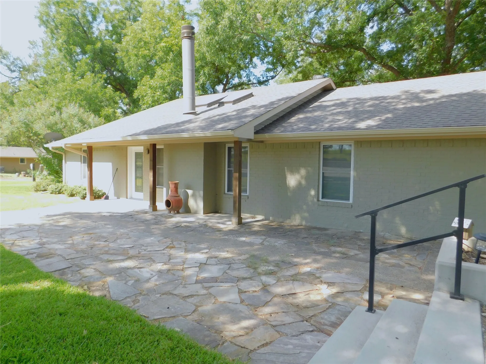 Duplex For Rent in Denton County , 897 John George Lane, Sanger, Texas 76266, 3 Bedroom, 2 Bathroom, Garage spaces, 2,000 Sqft, built in 1977, mls#21353976, Real Estate Agent in Sanger, Homes For Rent in Denton county, Homes For Rent in Sanger, Realtor in Sanger Texas, Real Estate Brokerage Independent Realty Texas, Luminita Cordes Realtor