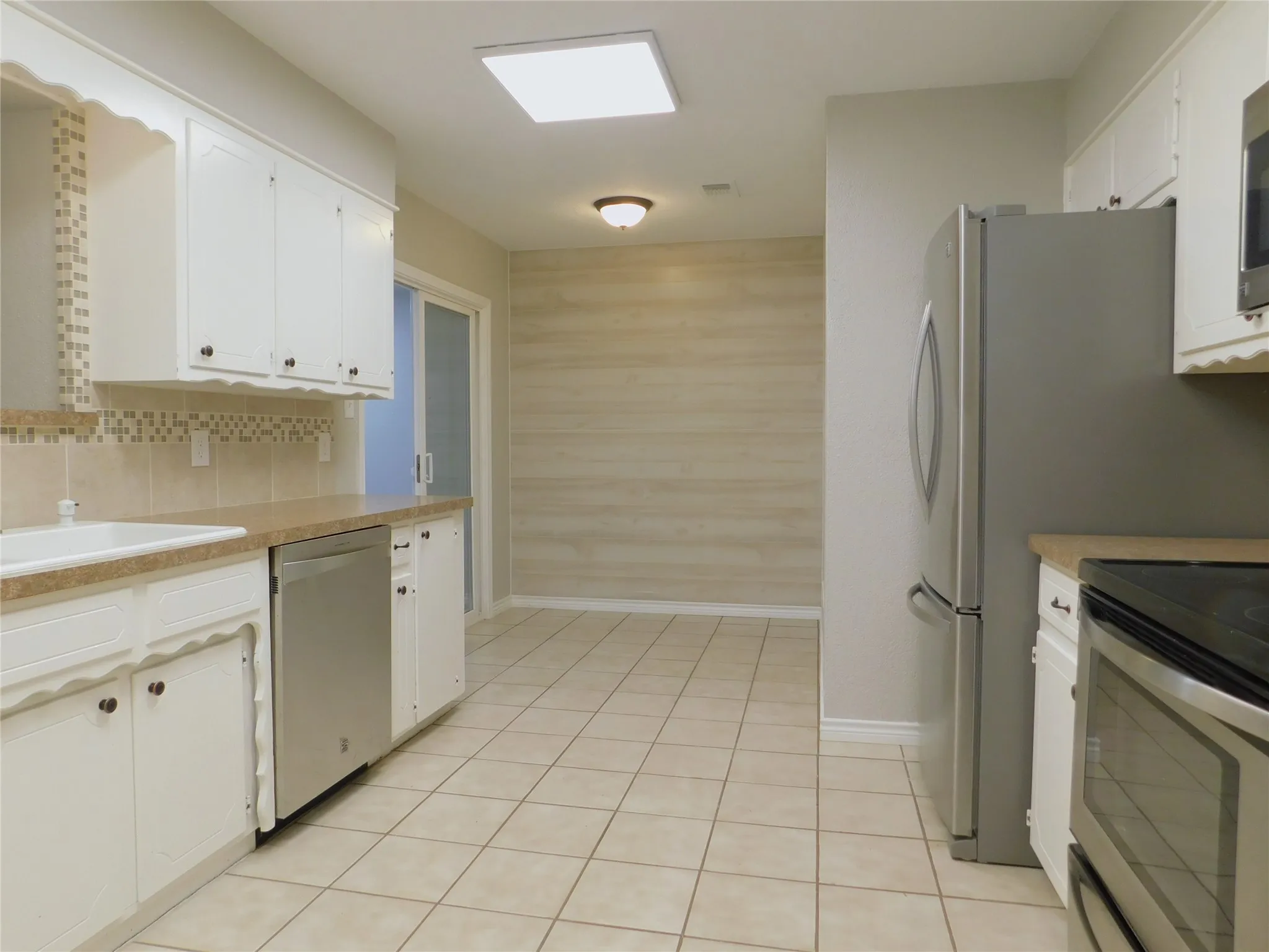 Duplex For Rent in Denton County , 897 John George Lane, Sanger, Texas 76266, 3 Bedroom, 2 Bathroom, Garage spaces, 2,000 Sqft, built in 1977, mls#21353976, Real Estate Agent in Sanger, Homes For Rent in Denton county, Homes For Rent in Sanger, Realtor in Sanger Texas, Real Estate Brokerage Independent Realty Texas, Luminita Cordes Realtor