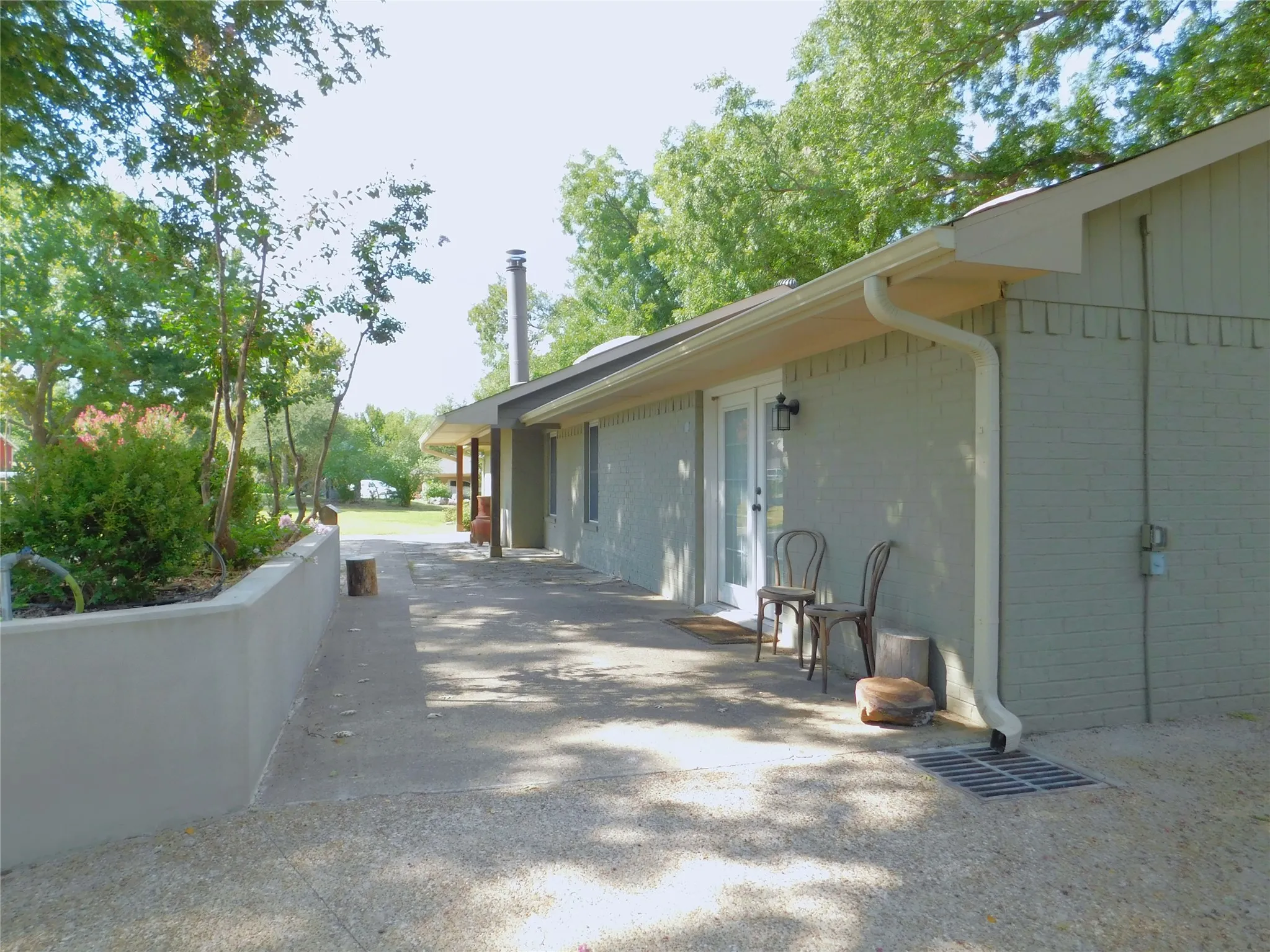 Duplex For Rent in Denton County , 897 John George Lane, Sanger, Texas 76266, 3 Bedroom, 2 Bathroom, Garage spaces, 2,000 Sqft, built in 1977, mls#21353976, Real Estate Agent in Sanger, Homes For Rent in Denton county, Homes For Rent in Sanger, Realtor in Sanger Texas, Real Estate Brokerage Independent Realty Texas, Luminita Cordes Realtor