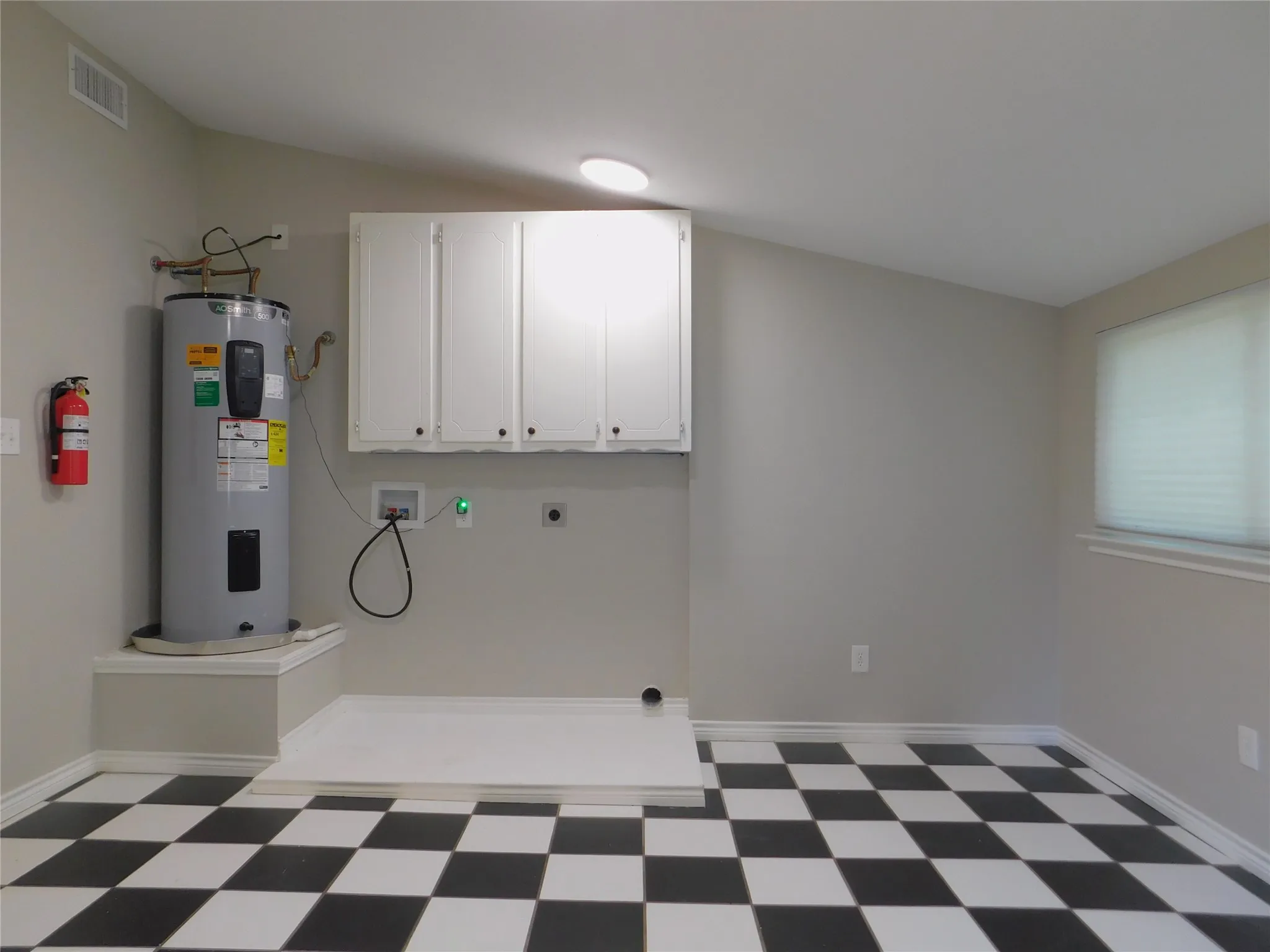 Duplex For Rent in Denton County , 897 John George Lane, Sanger, Texas 76266, 3 Bedroom, 2 Bathroom, Garage spaces, 2,000 Sqft, built in 1977, mls#21353976, Real Estate Agent in Sanger, Homes For Rent in Denton county, Homes For Rent in Sanger, Realtor in Sanger Texas, Real Estate Brokerage Independent Realty Texas, Luminita Cordes Realtor