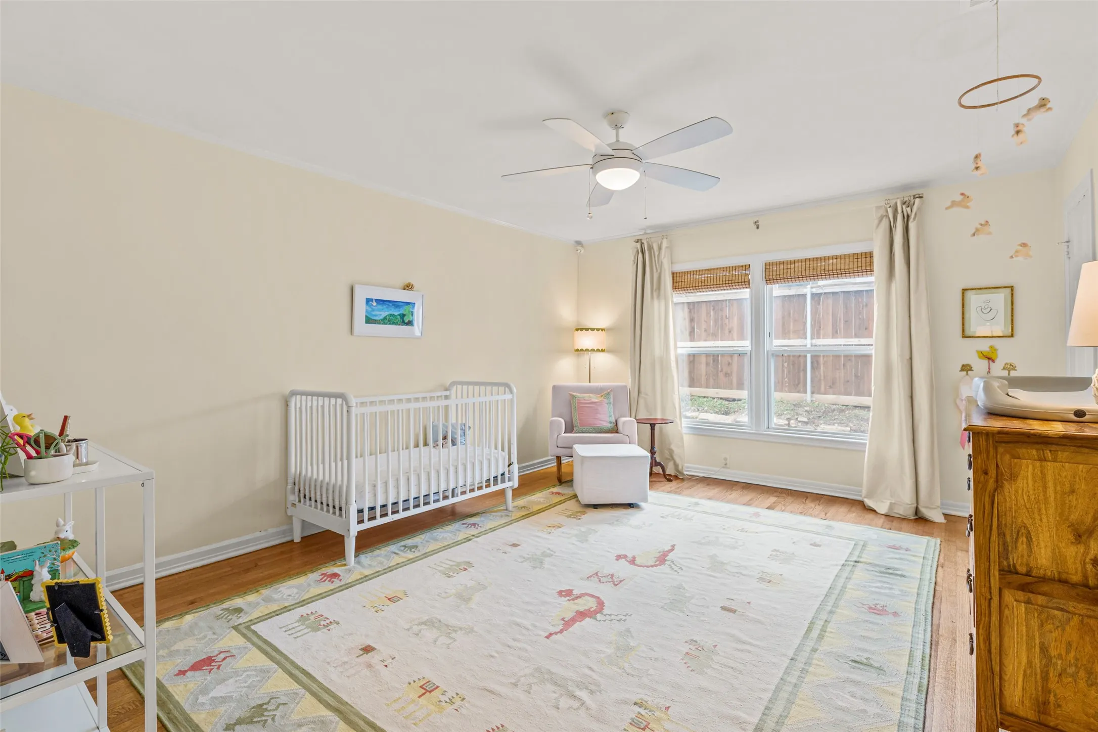Single Family Residence For Rent in Tarrant County , 508 N Bailey Avenue, Fort Worth, Texas 76107, 6 Bedroom, 5 Bathroom, 2 Garage spaces, 5,062 Sqft, built in 1949, mls#21355464, Real Estate Agent in Fort Worth, Homes For Rent in Tarrant county, Homes For Rent in Fort Worth, Realtor in Fort Worth Texas, Real Estate Brokerage Independent Realty Texas, Luminita Cordes Realtor