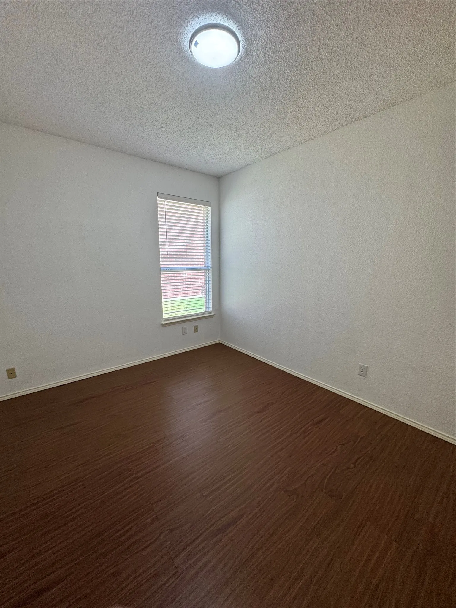 Single Family Residence For Sale in Collin County , 1527 Sugar Bush Trail, Allen, Texas 75002, 4 Bedroom, 2 Bathroom, 2 Garage spaces, 2,347 Sqft, built in 2000, mls#21355632, Real Estate Agent in Allen, Homes For Sale in Collin county, Homes For Sale in Allen, Realtor in Allen Texas, Real Estate Brokerage Independent Realty Texas, Luminita Cordes Realtor