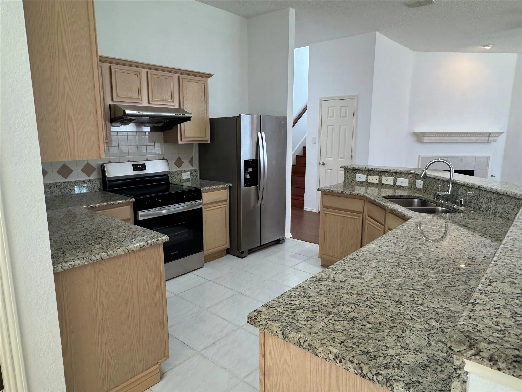 Single Family Residence For Sale in Collin County , 1527 Sugar Bush Trail, Allen, Texas 75002, 4 Bedroom, 2 Bathroom, 2 Garage spaces, 2,347 Sqft, built in 2000, mls#21355632, Real Estate Agent in Allen, Homes For Sale in Collin county, Homes For Sale in Allen, Realtor in Allen Texas, Real Estate Brokerage Independent Realty Texas, Luminita Cordes Realtor