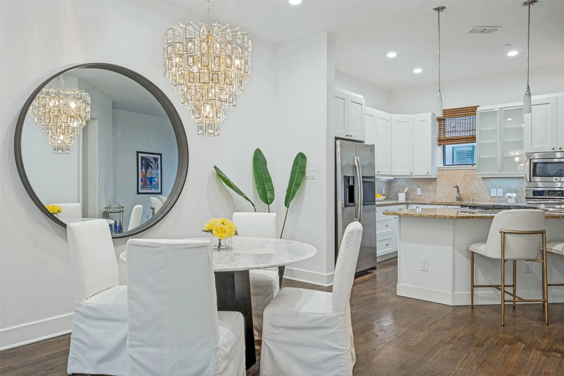 Condominium For Sale in Dallas County , 2420 Hugo Street 3, Dallas, Texas 75204, 3 Bedroom, 3 Bathroom, 2 Garage spaces, 1,971 Sqft, built in 2006, mls#21355465, Real Estate Agent in Dallas, Homes For Sale in Dallas county, Homes For Sale in Dallas, Realtor in Dallas Texas, Real Estate Brokerage Independent Realty Texas, Luminita Cordes Realtor