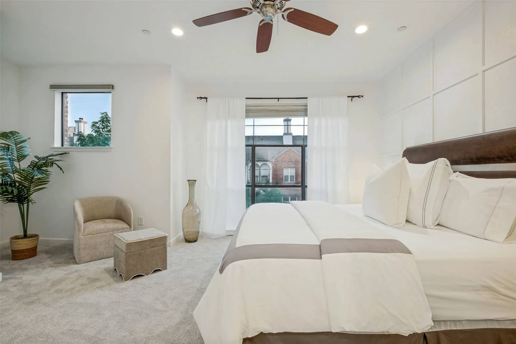 Condominium For Sale in Dallas County , 2420 Hugo Street 3, Dallas, Texas 75204, 3 Bedroom, 3 Bathroom, 2 Garage spaces, 1,971 Sqft, built in 2006, mls#21355465, Real Estate Agent in Dallas, Homes For Sale in Dallas county, Homes For Sale in Dallas, Realtor in Dallas Texas, Real Estate Brokerage Independent Realty Texas, Luminita Cordes Realtor