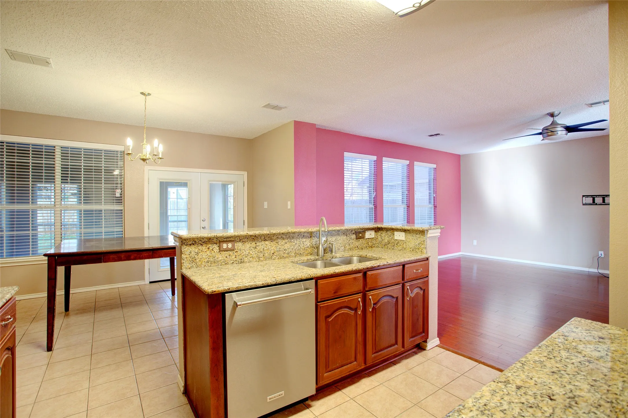Single Family Residence For Rent in Tarrant County , 3507 Tamarack Drive, Grand Prairie, Texas 75052, 4 Bedroom, 3 Bathroom, 2 Garage spaces, 2,735 Sqft, built in 2000, mls#21355871, Real Estate Agent in Grand Prairie, Homes For Rent in Tarrant county, Homes For Rent in Grand Prairie, Realtor in Grand Prairie Texas, Real Estate Brokerage Independent Realty Texas, Luminita Cordes Realtor
