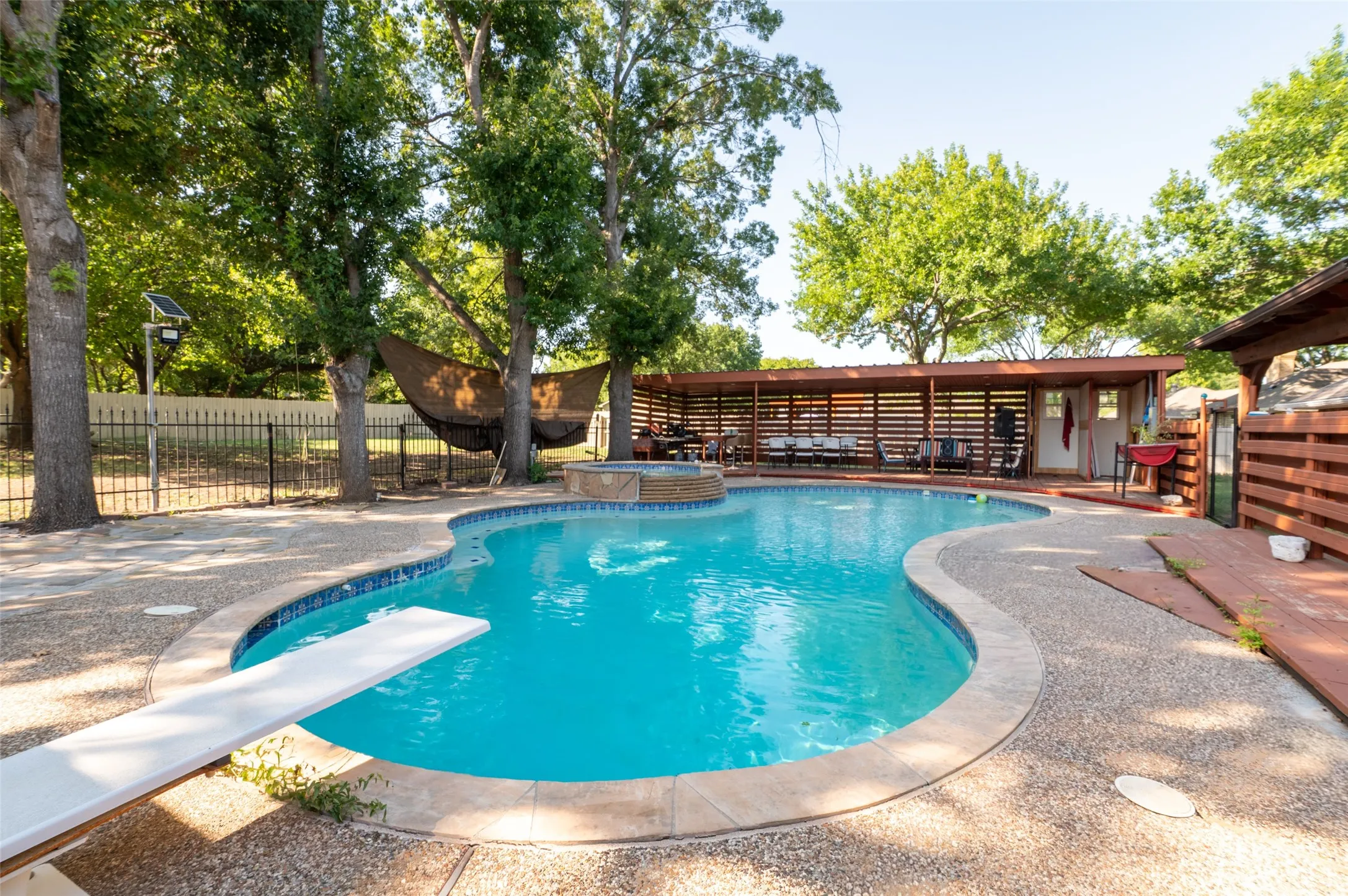 Pool