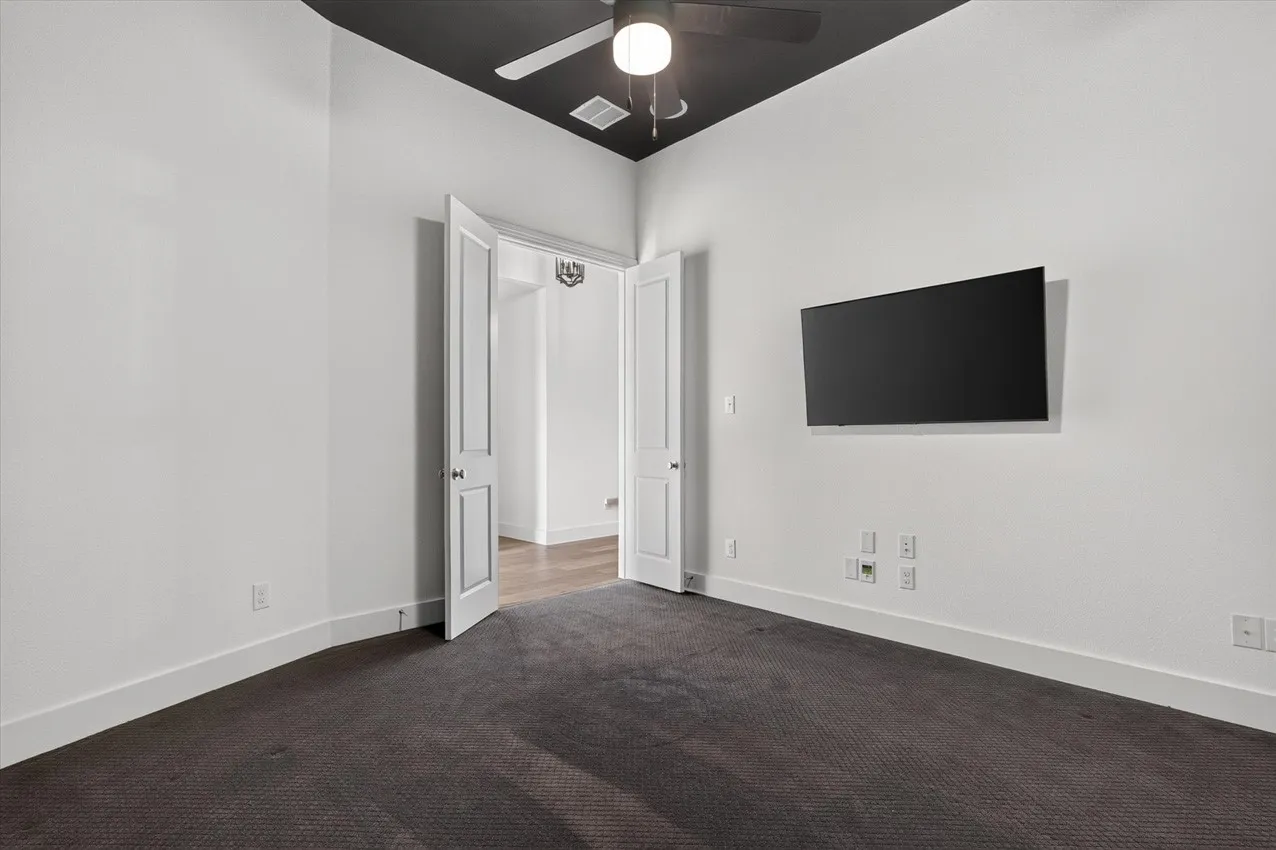 Entertainment Room