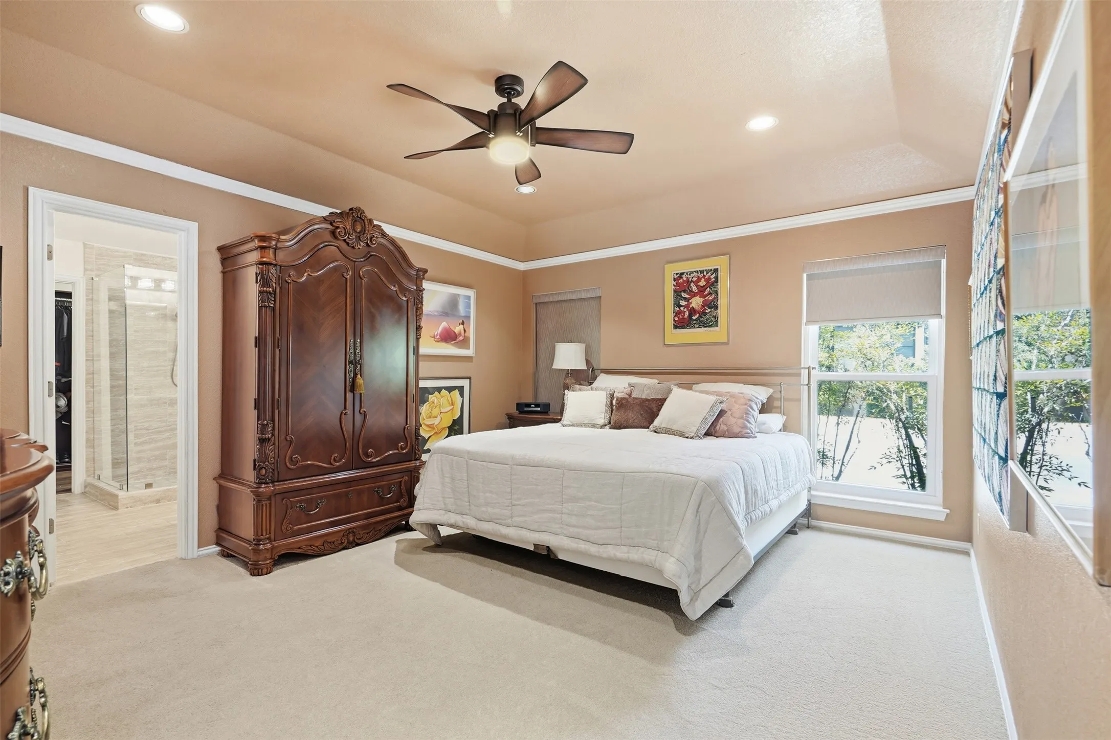 Single Family Residence For Sale in Tarrant County , 2229 Weatherbee Street, Fort Worth, Texas 76110, 3 Bedroom, 2 Bathroom, 2 Garage spaces, 2,175 Sqft, built in 1991, mls#21352977, Real Estate Agent in Fort Worth, Homes For Sale in Tarrant county, Homes For Sale in Fort Worth, Realtor in Fort Worth Texas, Real Estate Brokerage Independent Realty Texas, Luminita Cordes Realtor