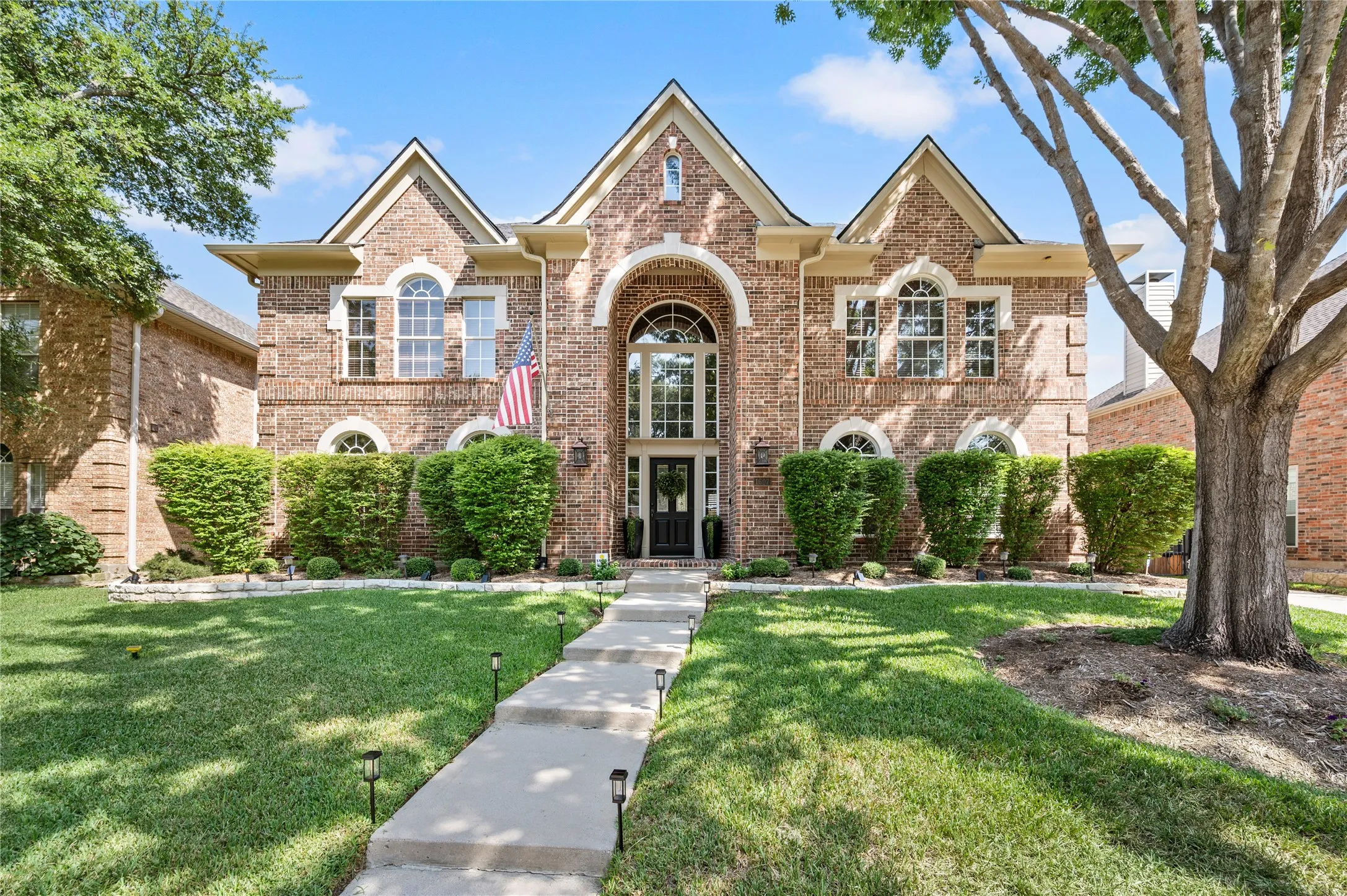 Single Family Residence For Sale in Tarrant County , 1607 Forest Bend Lane, Keller, Texas 76248, 4 Bedroom, 4 Bathroom, 3 Garage spaces, 3,542 Sqft, built in 1998, mls#21354922, Real Estate Agent in Keller, Homes For Sale in Tarrant county, Homes For Sale in Keller, Realtor in Keller Texas, Real Estate Brokerage Independent Realty Texas, Luminita Cordes Realtor