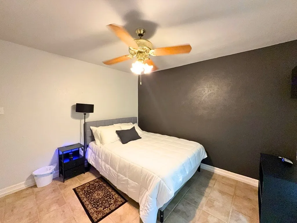 Single Family Residence For Rent in Tarrant County , 1900 Mill Run Drive, Arlington, Texas 76006, 4 Bedroom, 3 Bathroom, 2 Garage spaces, 2,506 Sqft, built in 1979, mls#21355870, Real Estate Agent in Arlington, Homes For Rent in Tarrant county, Homes For Rent in Arlington, Realtor in Arlington Texas, Real Estate Brokerage Independent Realty Texas, Luminita Cordes Realtor