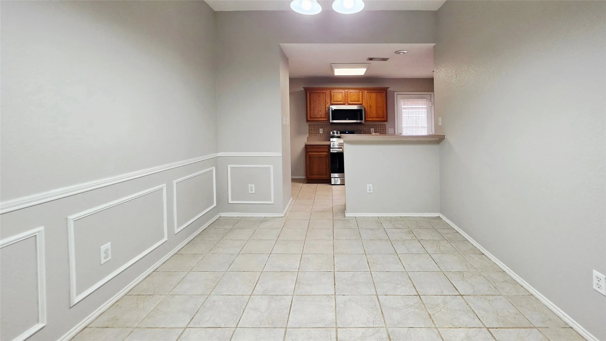 Single Family Residence For Sale in Tarrant County , 4921 Stirrup Way, Fort Worth, Texas 76244, 3 Bedroom, 2 Bathroom, 2 Garage spaces, 1,329 Sqft, built in 2003, mls#21355885, Real Estate Agent in Fort Worth, Homes For Sale in Tarrant county, Homes For Sale in Fort Worth, Realtor in Fort Worth Texas, Real Estate Brokerage Independent Realty Texas, Luminita Cordes Realtor