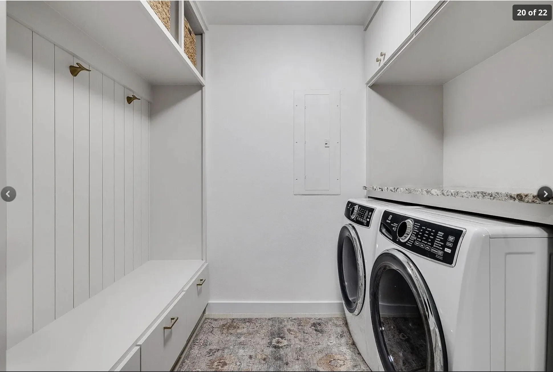 Single Family Residence For Rent in Dallas County , 7158 Joyce Way, Dallas, Texas 75225, 4 Bedroom, 3 Bathroom, Garage spaces, 2,801 Sqft, built in 1966, mls#21355924, Real Estate Agent in Dallas, Homes For Rent in Dallas county, Homes For Rent in Dallas, Realtor in Dallas Texas, Real Estate Brokerage Independent Realty Texas, Luminita Cordes Realtor