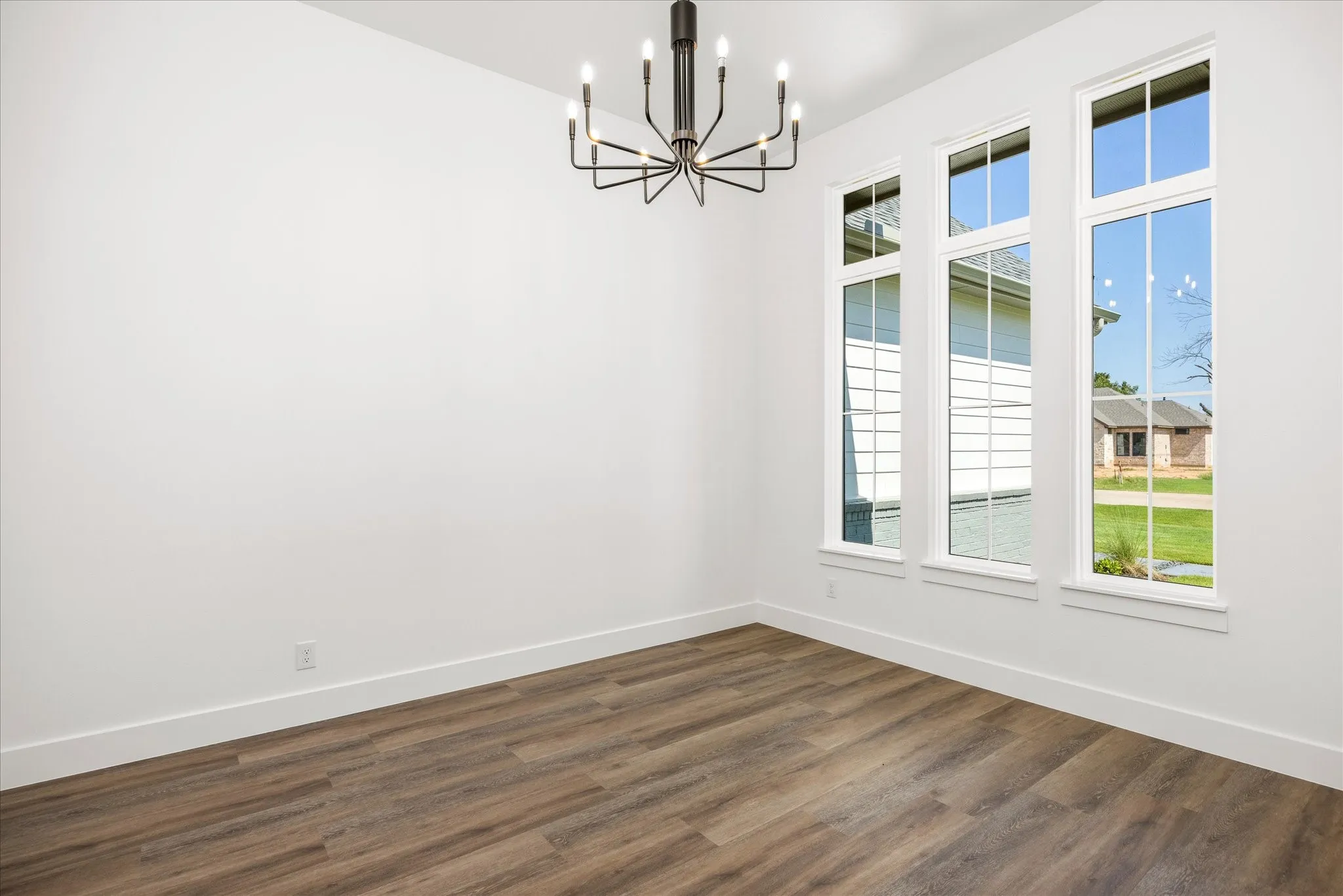 Single Family Residence For Sale in Hood County , 2180 Middlewood Circle, Granbury, Texas 76049, 4 Bedroom, 4 Bathroom, 3 Garage spaces, 2,910 Sqft, built in 2026, mls#21355826, Real Estate Agent in Granbury, Homes For Sale in Hood county, Homes For Sale in Granbury, Realtor in Granbury Texas, Real Estate Brokerage Independent Realty Texas, Luminita Cordes Realtor
