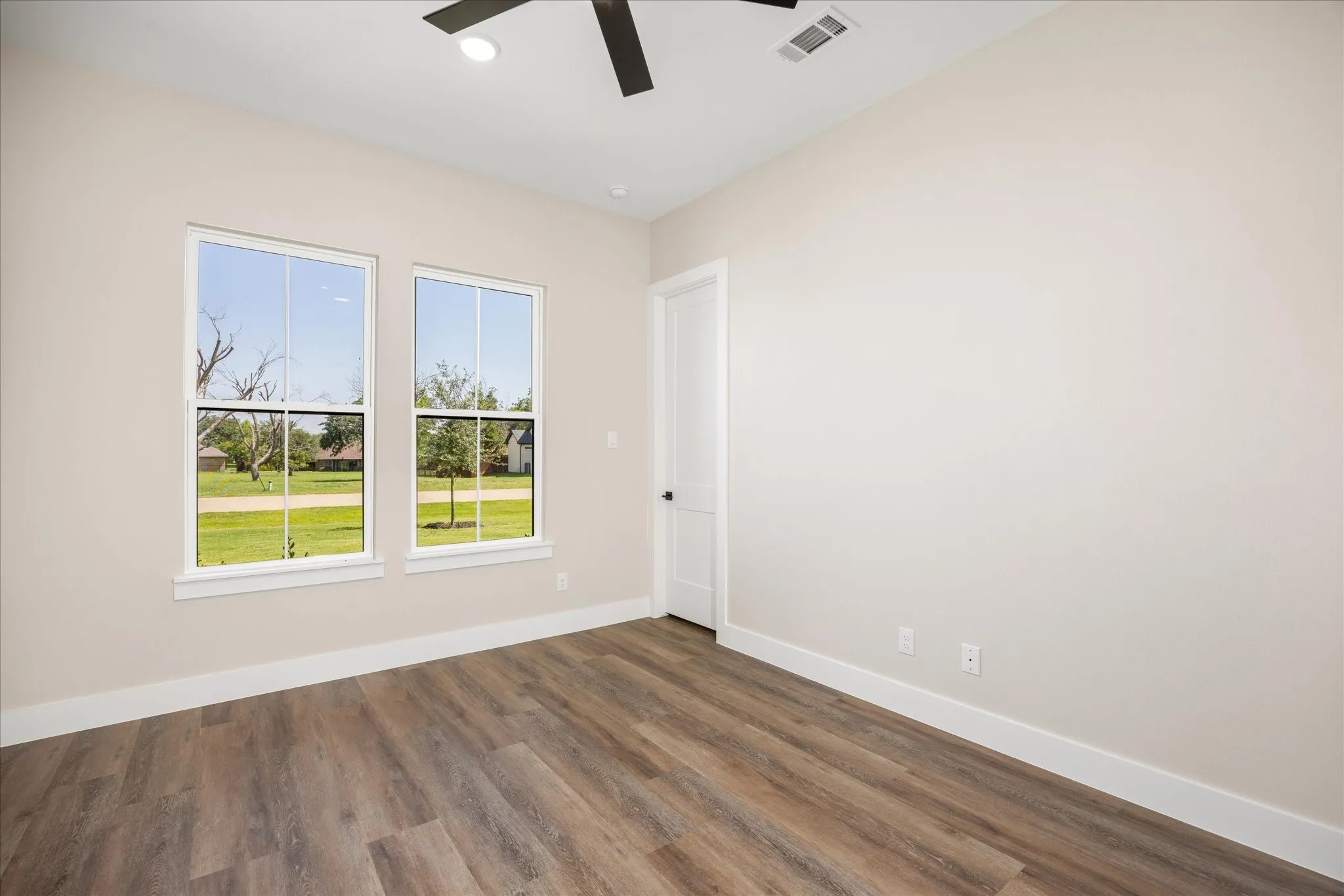 Single Family Residence For Sale in Hood County , 2180 Middlewood Circle, Granbury, Texas 76049, 4 Bedroom, 4 Bathroom, 3 Garage spaces, 2,910 Sqft, built in 2026, mls#21355826, Real Estate Agent in Granbury, Homes For Sale in Hood county, Homes For Sale in Granbury, Realtor in Granbury Texas, Real Estate Brokerage Independent Realty Texas, Luminita Cordes Realtor