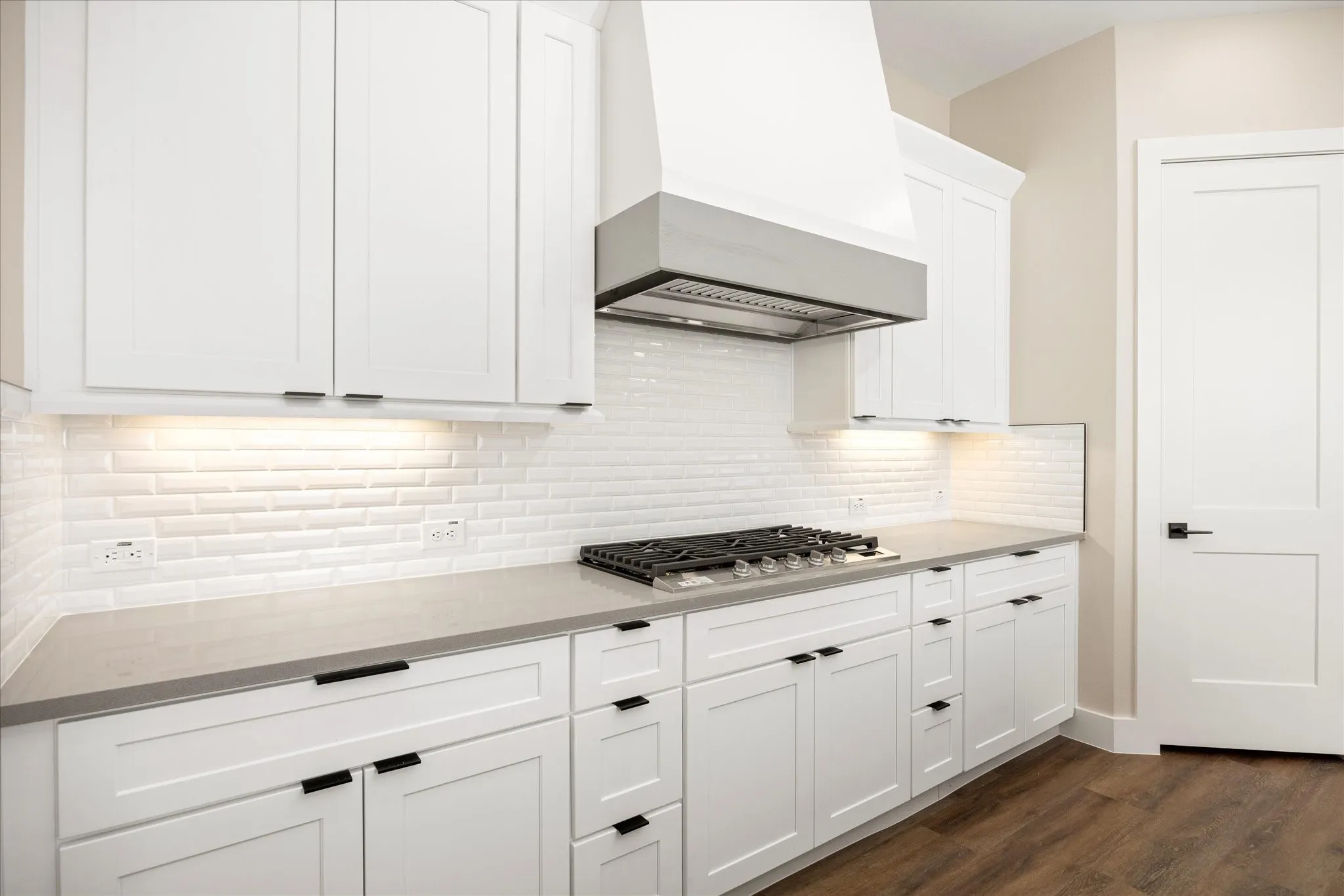 Single Family Residence For Sale in Hood County , 2180 Middlewood Circle, Granbury, Texas 76049, 4 Bedroom, 4 Bathroom, 3 Garage spaces, 2,910 Sqft, built in 2026, mls#21355826, Real Estate Agent in Granbury, Homes For Sale in Hood county, Homes For Sale in Granbury, Realtor in Granbury Texas, Real Estate Brokerage Independent Realty Texas, Luminita Cordes Realtor