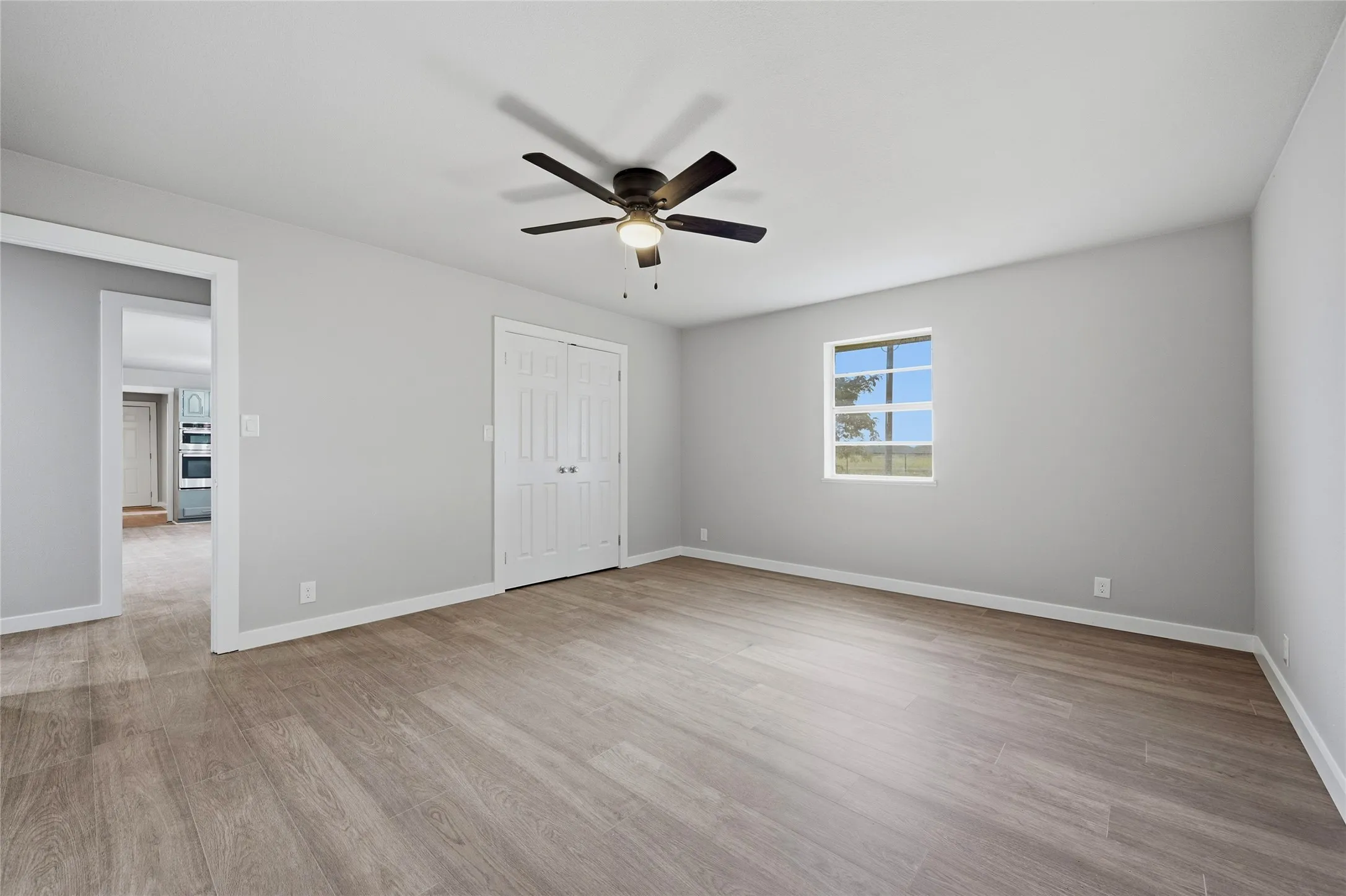 Single Family Residence For Sale in Grayson County , 16082 US Highway 377, Whitesboro, Texas 76273, 3 Bedroom, 2 Bathroom, 2 Garage spaces, 2,132 Sqft, built in 1985, mls#21352140, Real Estate Agent in Whitesboro, Homes For Sale in Grayson county, Homes For Sale in Whitesboro, Realtor in Whitesboro Texas, Real Estate Brokerage Independent Realty Texas, Luminita Cordes Realtor