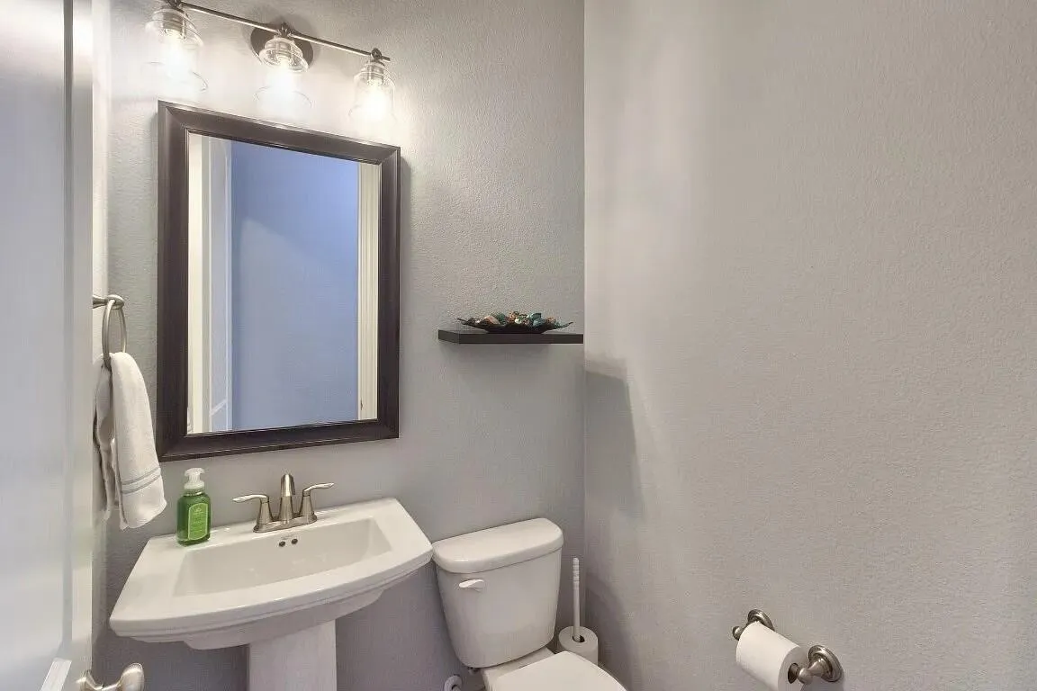 Single Family Residence For Sale in Denton County , 3516 Ophel Way, Flower Mound, Texas 75028, 5 Bedroom, 7 Bathroom, 3 Garage spaces, 4,615 Sqft, built in 2016, mls#21355955, Real Estate Agent in Flower Mound, Homes For Sale in Denton county, Homes For Sale in Flower Mound, Realtor in Flower Mound Texas, Real Estate Brokerage Independent Realty Texas, Luminita Cordes Realtor