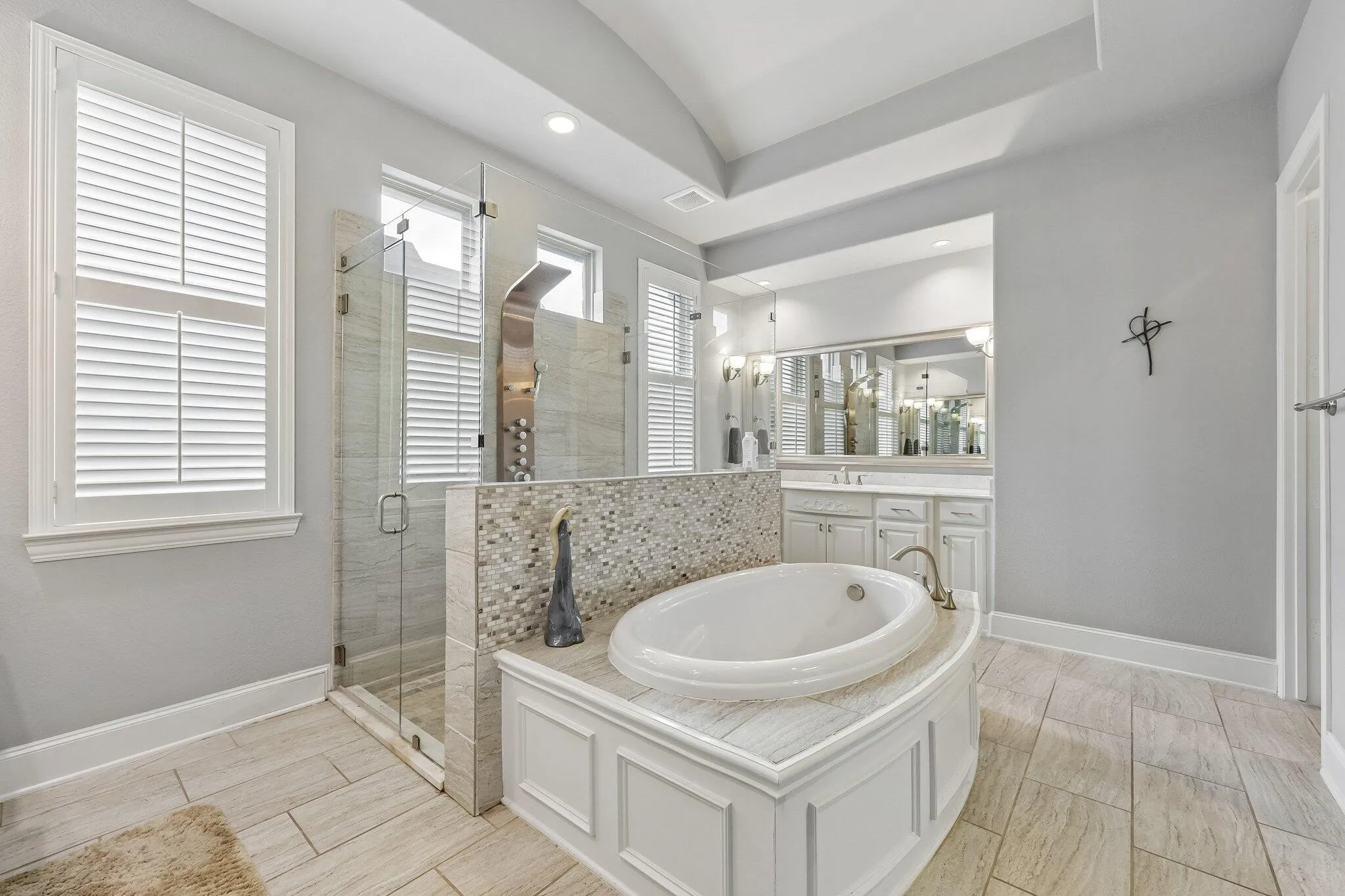 Single Family Residence For Sale in Denton County , 3516 Ophel Way, Flower Mound, Texas 75028, 5 Bedroom, 7 Bathroom, 3 Garage spaces, 4,615 Sqft, built in 2016, mls#21355955, Real Estate Agent in Flower Mound, Homes For Sale in Denton county, Homes For Sale in Flower Mound, Realtor in Flower Mound Texas, Real Estate Brokerage Independent Realty Texas, Luminita Cordes Realtor