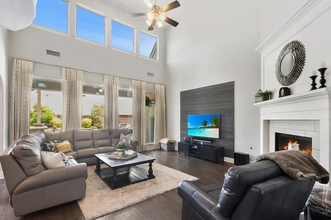 Single Family Residence For Sale in Denton County , 3516 Ophel Way, Flower Mound, Texas 75028, 5 Bedroom, 7 Bathroom, 3 Garage spaces, 4,615 Sqft, built in 2016, mls#21355955, Real Estate Agent in Flower Mound, Homes For Sale in Denton county, Homes For Sale in Flower Mound, Realtor in Flower Mound Texas, Real Estate Brokerage Independent Realty Texas, Luminita Cordes Realtor