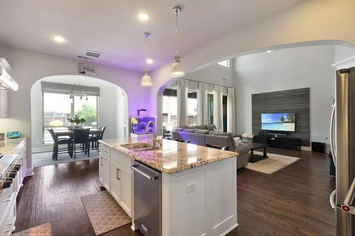 Single Family Residence For Sale in Denton County , 3516 Ophel Way, Flower Mound, Texas 75028, 5 Bedroom, 7 Bathroom, 3 Garage spaces, 4,615 Sqft, built in 2016, mls#21355955, Real Estate Agent in Flower Mound, Homes For Sale in Denton county, Homes For Sale in Flower Mound, Realtor in Flower Mound Texas, Real Estate Brokerage Independent Realty Texas, Luminita Cordes Realtor