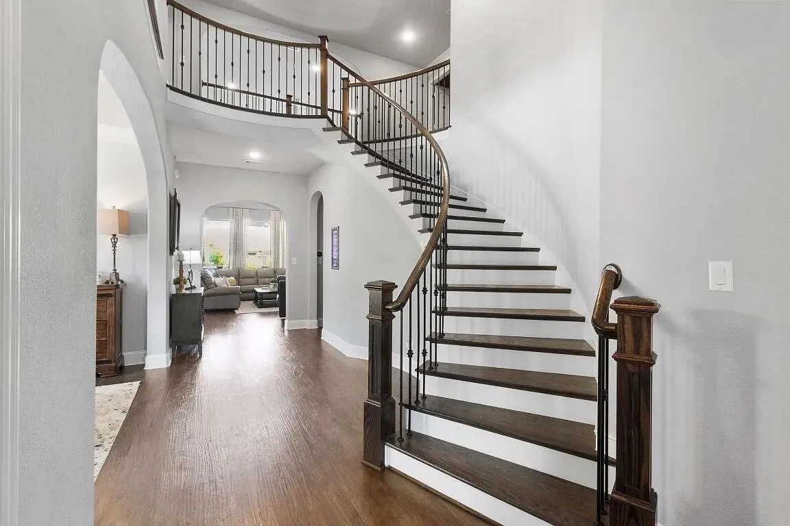 Single Family Residence For Sale in Denton County , 3516 Ophel Way, Flower Mound, Texas 75028, 5 Bedroom, 7 Bathroom, 3 Garage spaces, 4,615 Sqft, built in 2016, mls#21355955, Real Estate Agent in Flower Mound, Homes For Sale in Denton county, Homes For Sale in Flower Mound, Realtor in Flower Mound Texas, Real Estate Brokerage Independent Realty Texas, Luminita Cordes Realtor