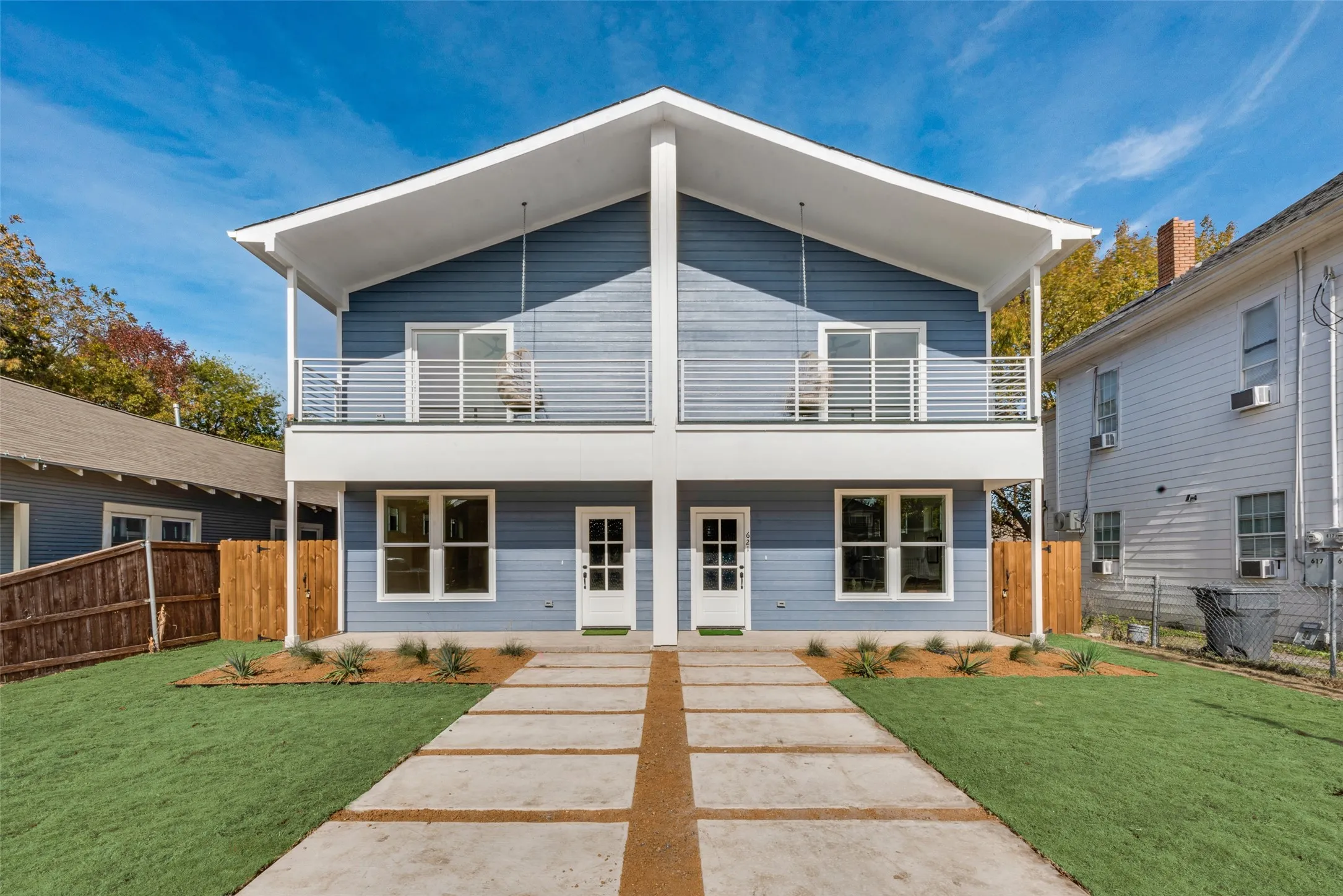 Duplex For Sale in Dallas County , 621-623 Melba Street, Dallas, Texas 75208, 6 Bedroom, 6 Bathroom, 4 Garage spaces, 0 Sqft, built in 2024, mls#21355960, Real Estate Agent in Dallas, Homes For Sale in Dallas county, Homes For Sale in Dallas, Realtor in Dallas Texas, Real Estate Brokerage Independent Realty Texas, Luminita Cordes Realtor