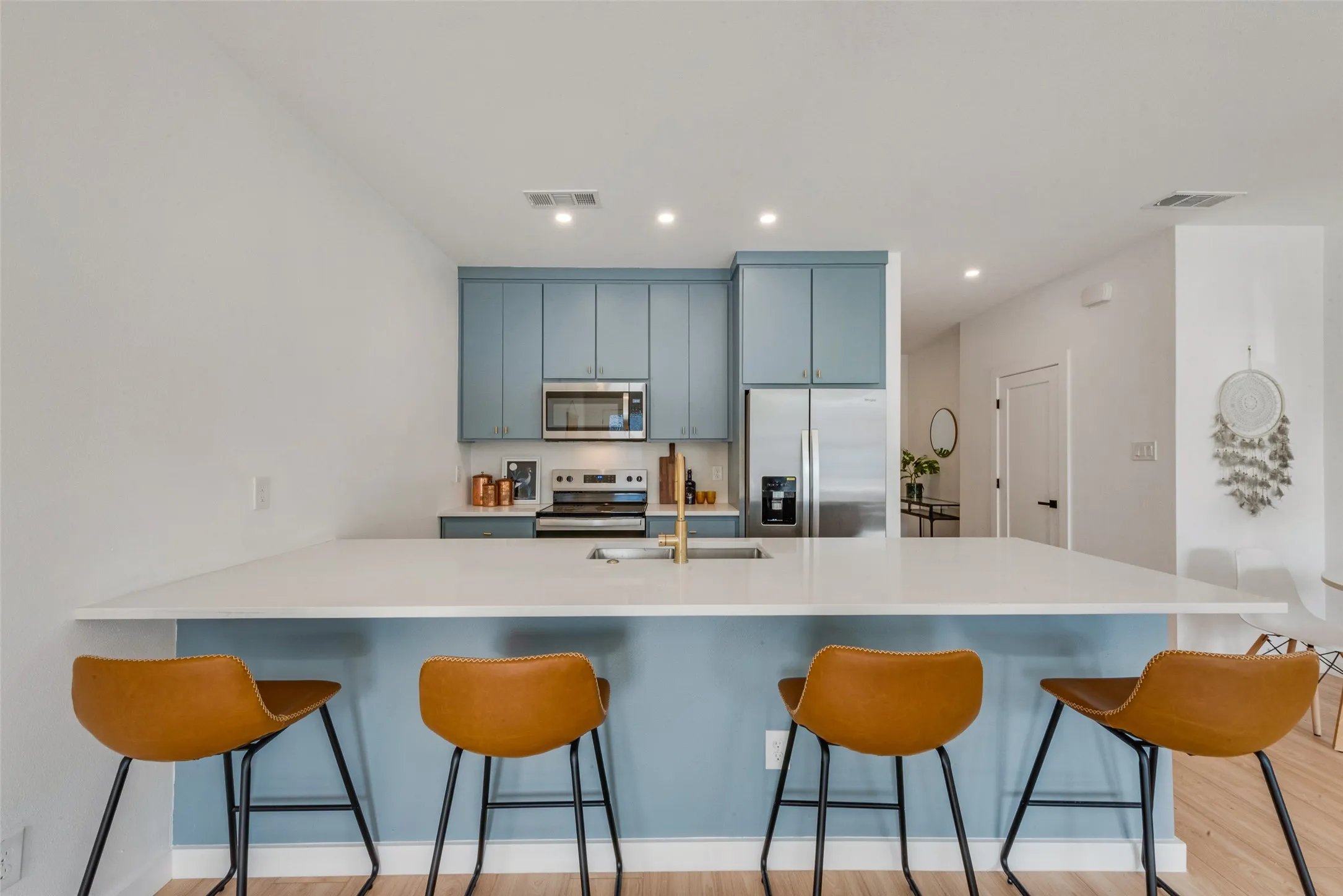 Duplex For Sale in Dallas County , 621-623 Melba Street, Dallas, Texas 75208, 6 Bedroom, 6 Bathroom, 4 Garage spaces, 0 Sqft, built in 2024, mls#21355960, Real Estate Agent in Dallas, Homes For Sale in Dallas county, Homes For Sale in Dallas, Realtor in Dallas Texas, Real Estate Brokerage Independent Realty Texas, Luminita Cordes Realtor