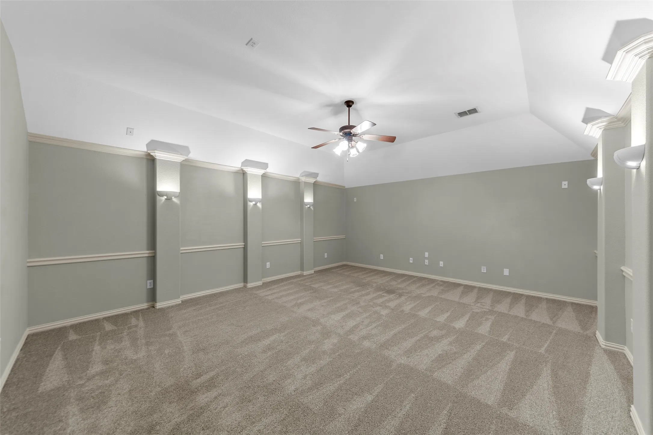 Single Family Residence For Sale in Denton County , 2447 Blackstone Drive, Frisco, Texas 75033, 4 Bedroom, 4 Bathroom, 3 Garage spaces, 3,754 Sqft, built in 2003, mls#21352274, Real Estate Agent in Frisco, Homes For Sale in Denton county, Homes For Sale in Frisco, Realtor in Frisco Texas, Real Estate Brokerage Independent Realty Texas, Luminita Cordes Realtor