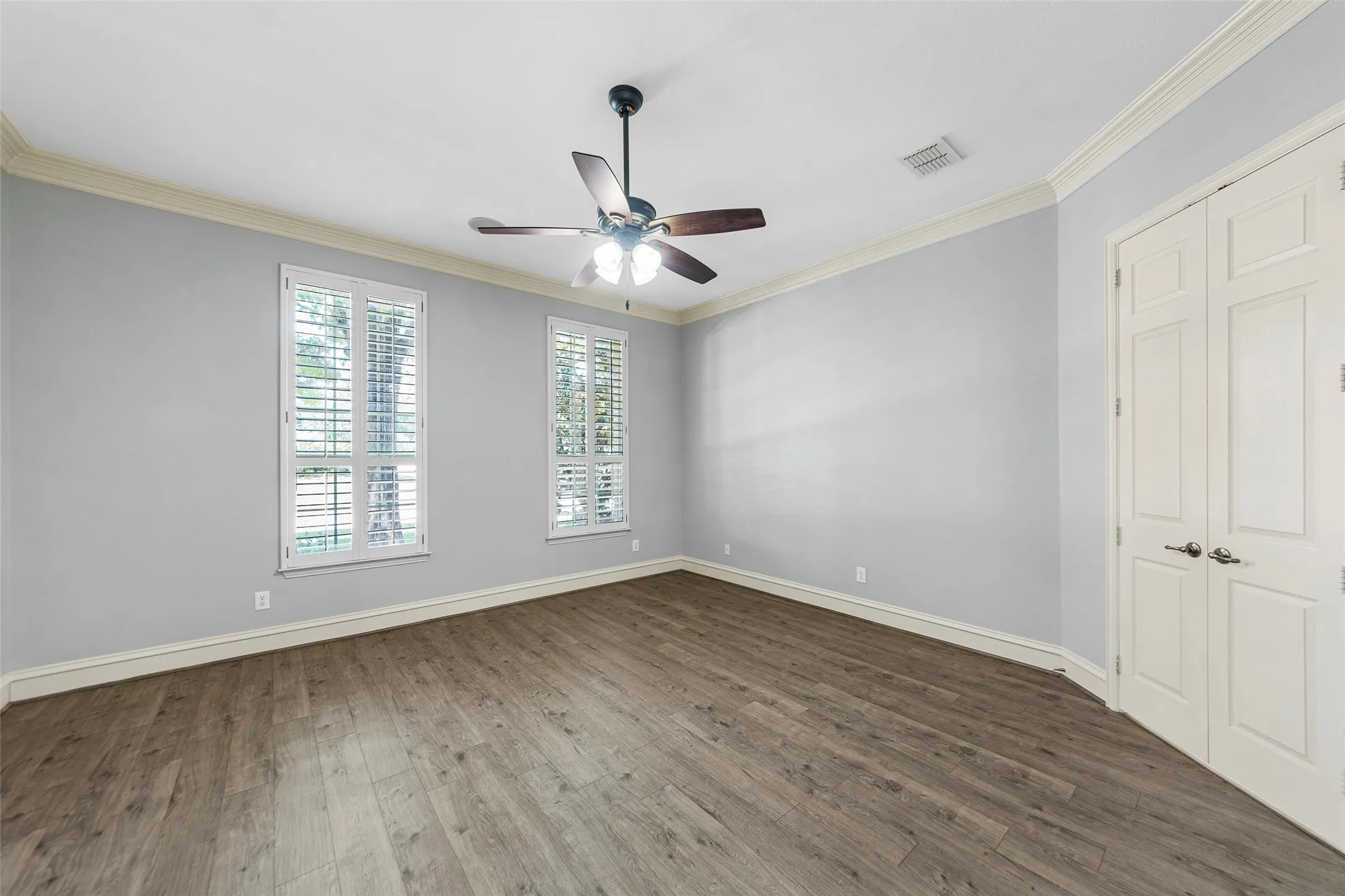 Single Family Residence For Sale in Denton County , 2447 Blackstone Drive, Frisco, Texas 75033, 4 Bedroom, 4 Bathroom, 3 Garage spaces, 3,754 Sqft, built in 2003, mls#21352274, Real Estate Agent in Frisco, Homes For Sale in Denton county, Homes For Sale in Frisco, Realtor in Frisco Texas, Real Estate Brokerage Independent Realty Texas, Luminita Cordes Realtor