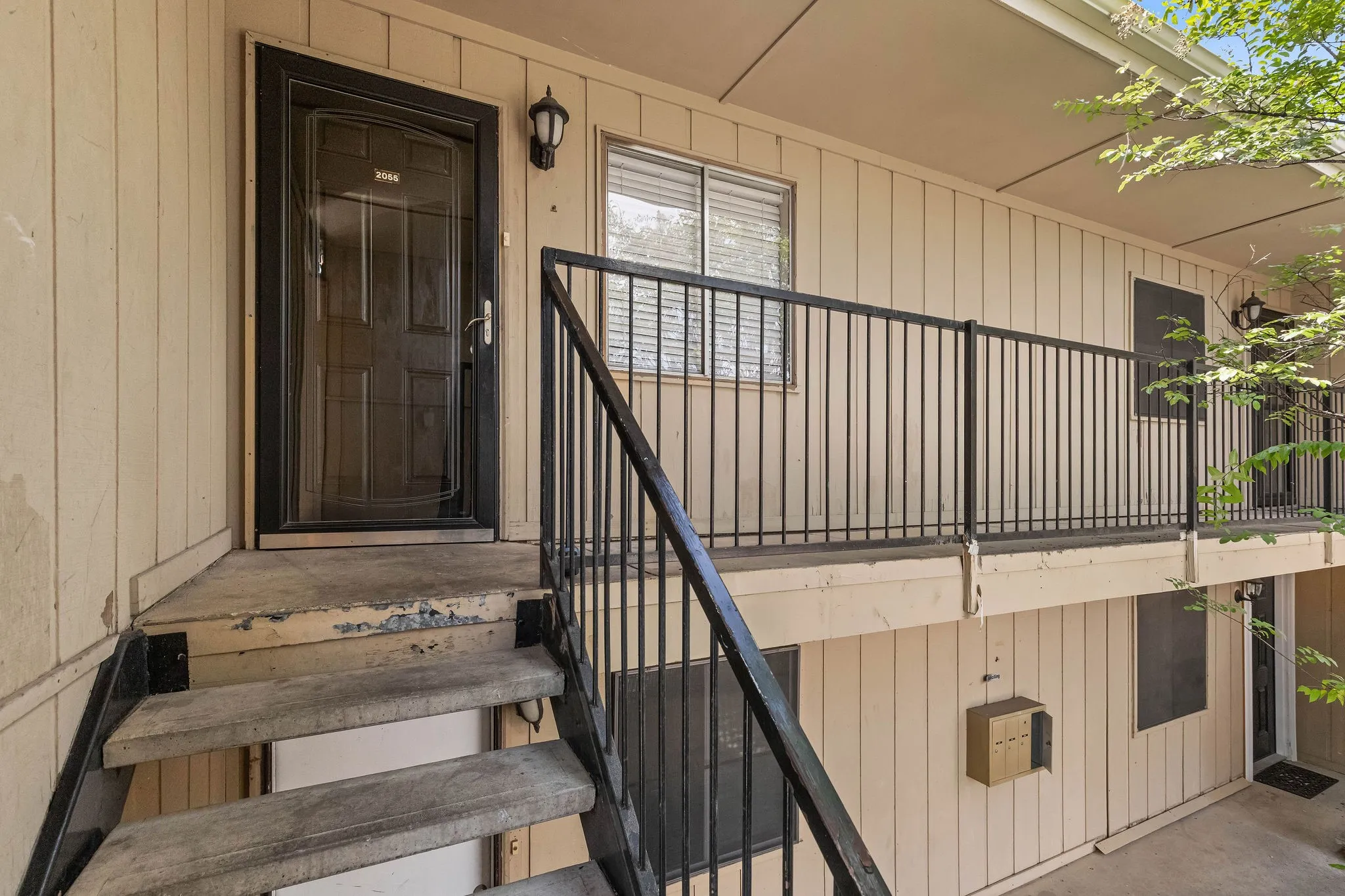 Condominium For Sale in Dallas County , 5809 Harvest Hill Road 2055, Dallas, Texas 75230, 3 Bedroom, 2 Bathroom, Garage spaces, 1,165 Sqft, built in 1970, mls#21355637, Real Estate Agent in Dallas, Homes For Sale in Dallas county, Homes For Sale in Dallas, Realtor in Dallas Texas, Real Estate Brokerage Independent Realty Texas, Luminita Cordes Realtor