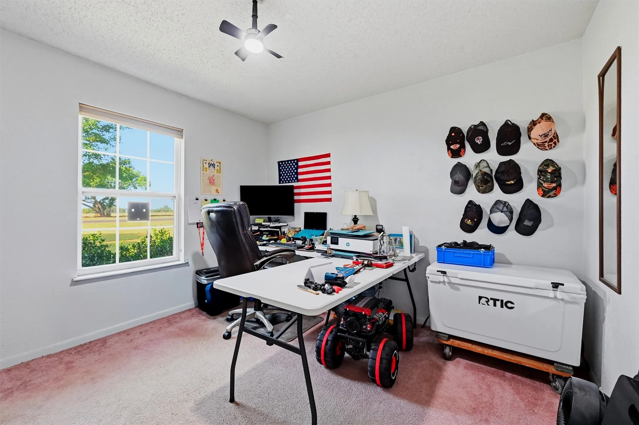 Virtually Decluttered