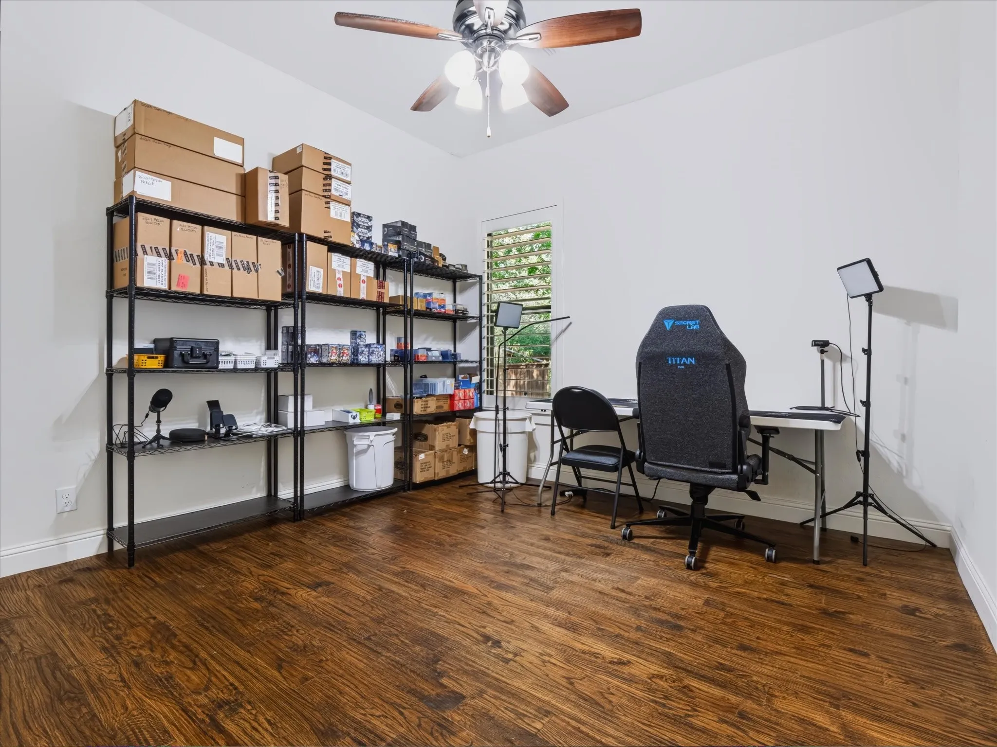 Single Family Residence For Sale in Denton County , 6532 Shoreline Drive, Little Elm, Texas 75068, 4 Bedroom, 4 Bathroom, 4 Garage spaces, 3,612 Sqft, built in 2017, mls#21354247, Real Estate Agent in Little Elm, Homes For Sale in Denton county, Homes For Sale in Little Elm, Realtor in Little Elm Texas, Real Estate Brokerage Independent Realty Texas, Luminita Cordes Realtor