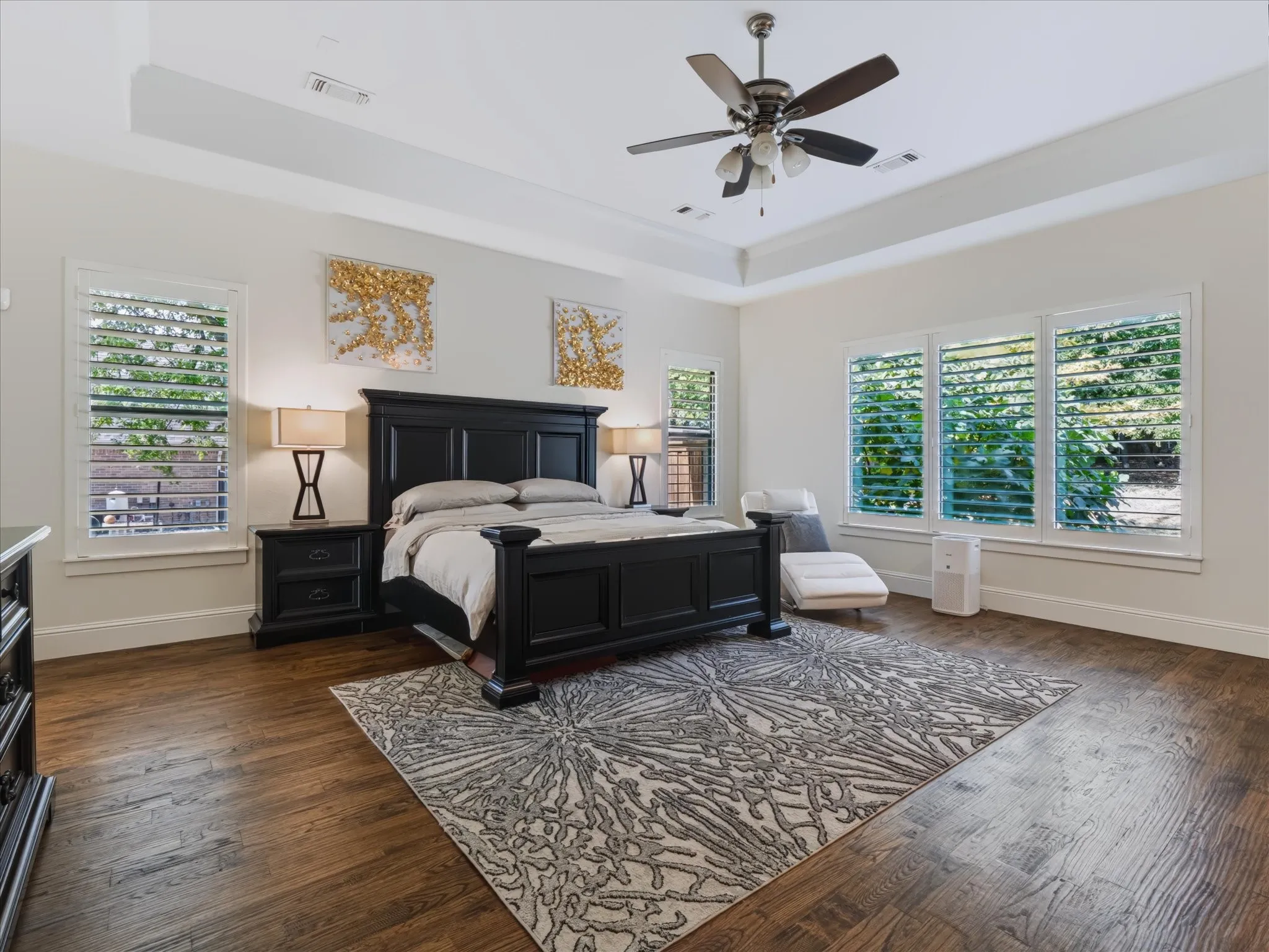 Single Family Residence For Sale in Denton County , 6532 Shoreline Drive, Little Elm, Texas 75068, 4 Bedroom, 4 Bathroom, 4 Garage spaces, 3,612 Sqft, built in 2017, mls#21354247, Real Estate Agent in Little Elm, Homes For Sale in Denton county, Homes For Sale in Little Elm, Realtor in Little Elm Texas, Real Estate Brokerage Independent Realty Texas, Luminita Cordes Realtor