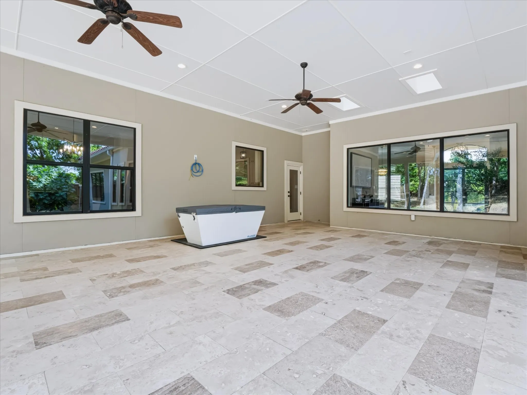 Single Family Residence For Sale in Denton County , 6532 Shoreline Drive, Little Elm, Texas 75068, 4 Bedroom, 4 Bathroom, 4 Garage spaces, 3,612 Sqft, built in 2017, mls#21354247, Real Estate Agent in Little Elm, Homes For Sale in Denton county, Homes For Sale in Little Elm, Realtor in Little Elm Texas, Real Estate Brokerage Independent Realty Texas, Luminita Cordes Realtor