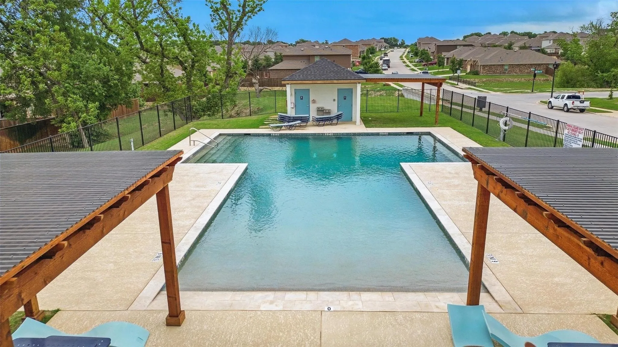 Single Family Residence For Rent in Collin County , 720 Holly Street, Anna, Texas 75409, 5 Bedroom, 3 Bathroom, 2 Garage spaces, 2,854 Sqft, built in 2021, mls#21355987, Real Estate Agent in Anna, Homes For Rent in Collin county, Homes For Rent in Anna, Realtor in Anna Texas, Real Estate Brokerage Independent Realty Texas, Luminita Cordes Realtor